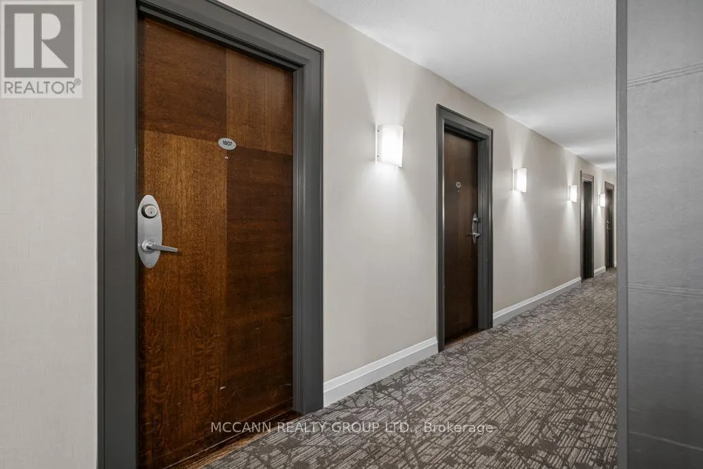 1807 - 3 REAN DRIVE