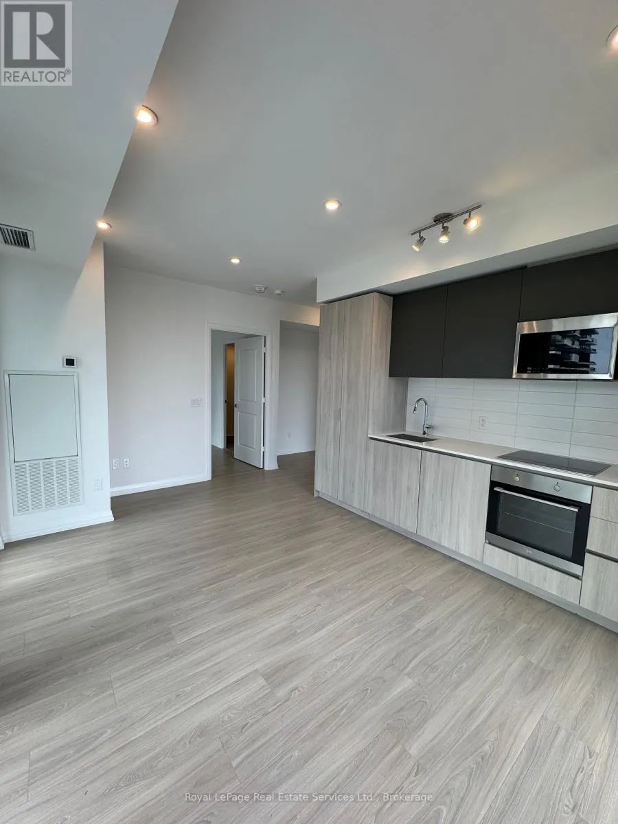 2725 - 28 WIDMER STREET, #2725