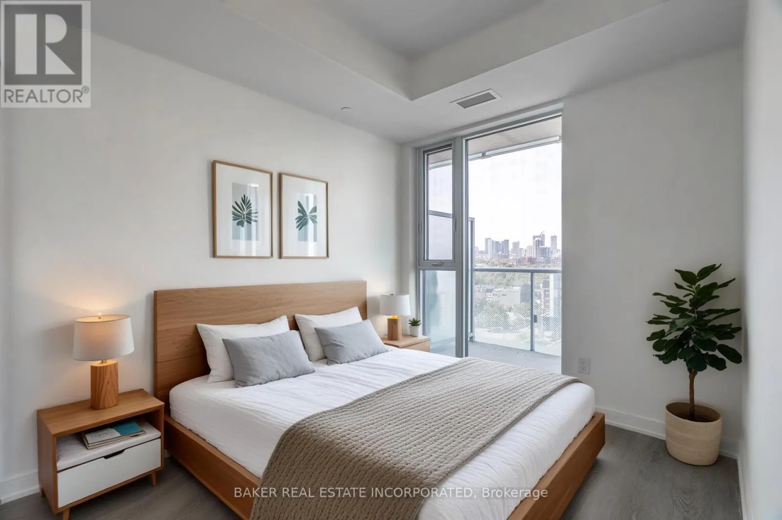 1117 - 425 FRONT STREET E