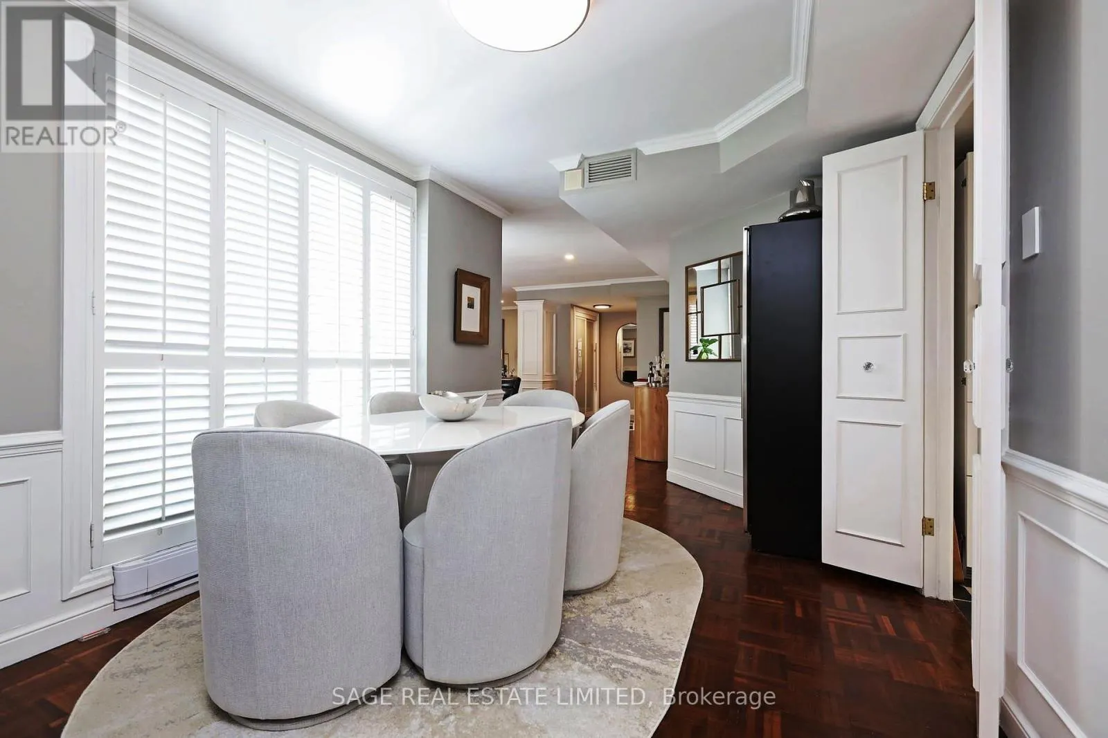 9 - 105 HEATH STREET W