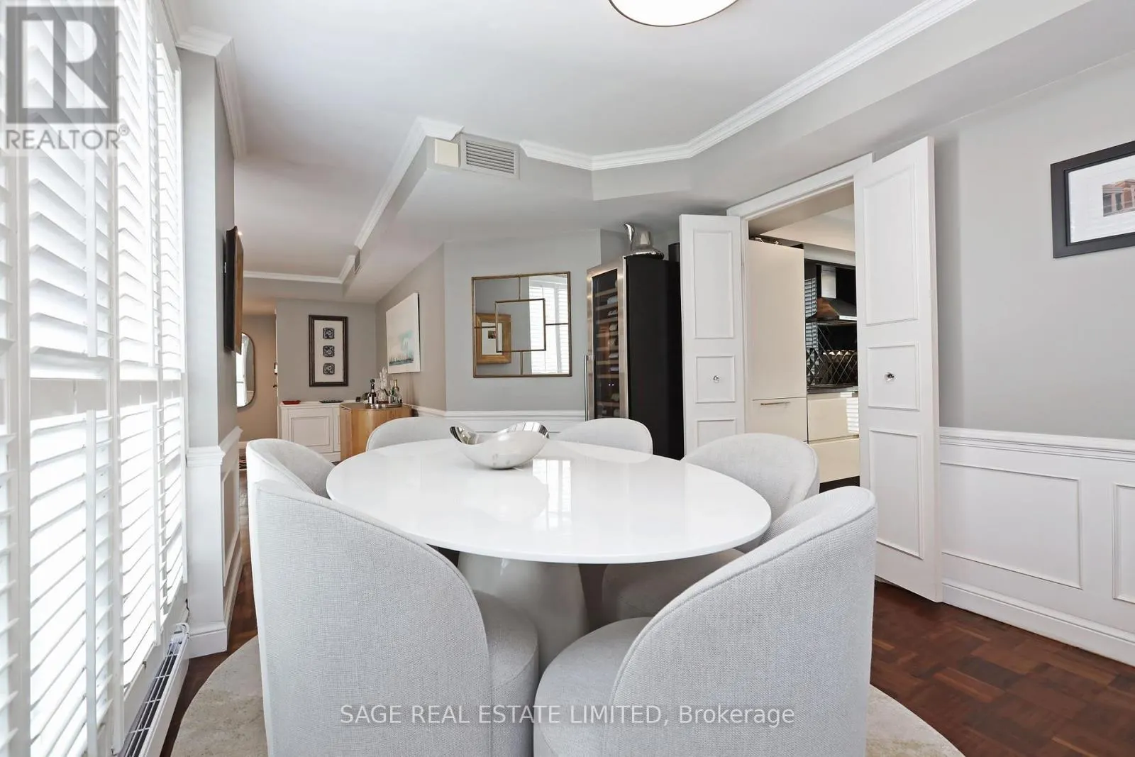 9 - 105 HEATH STREET W