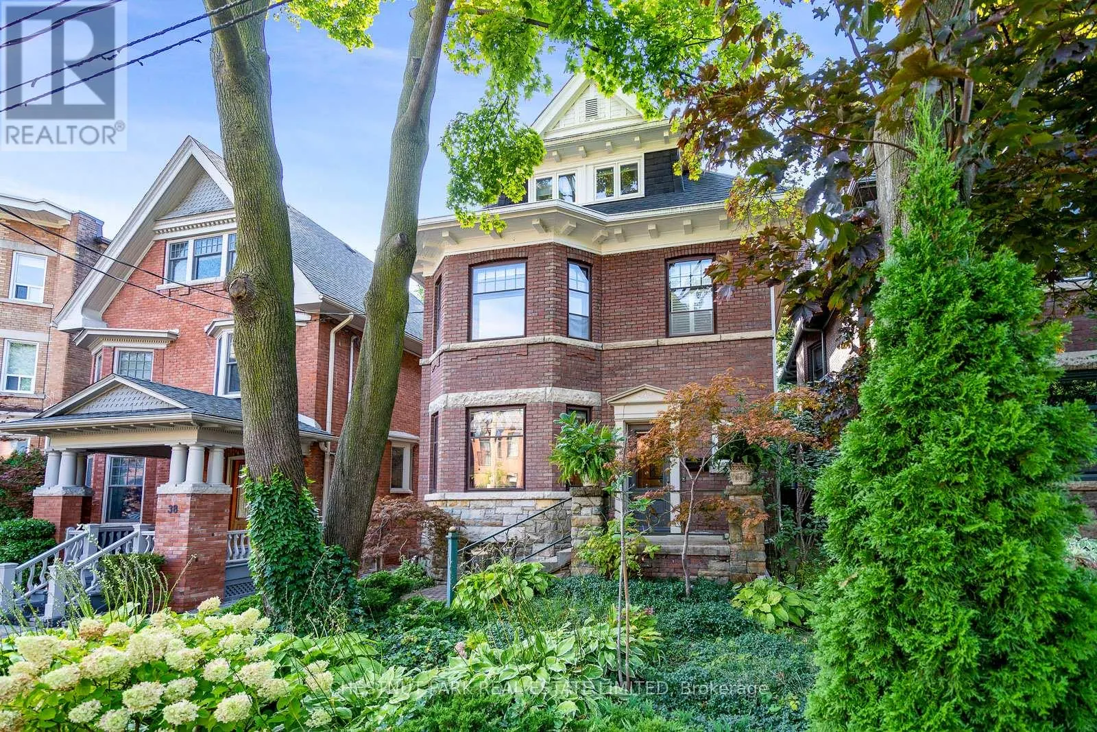 40 ADMIRAL ROAD