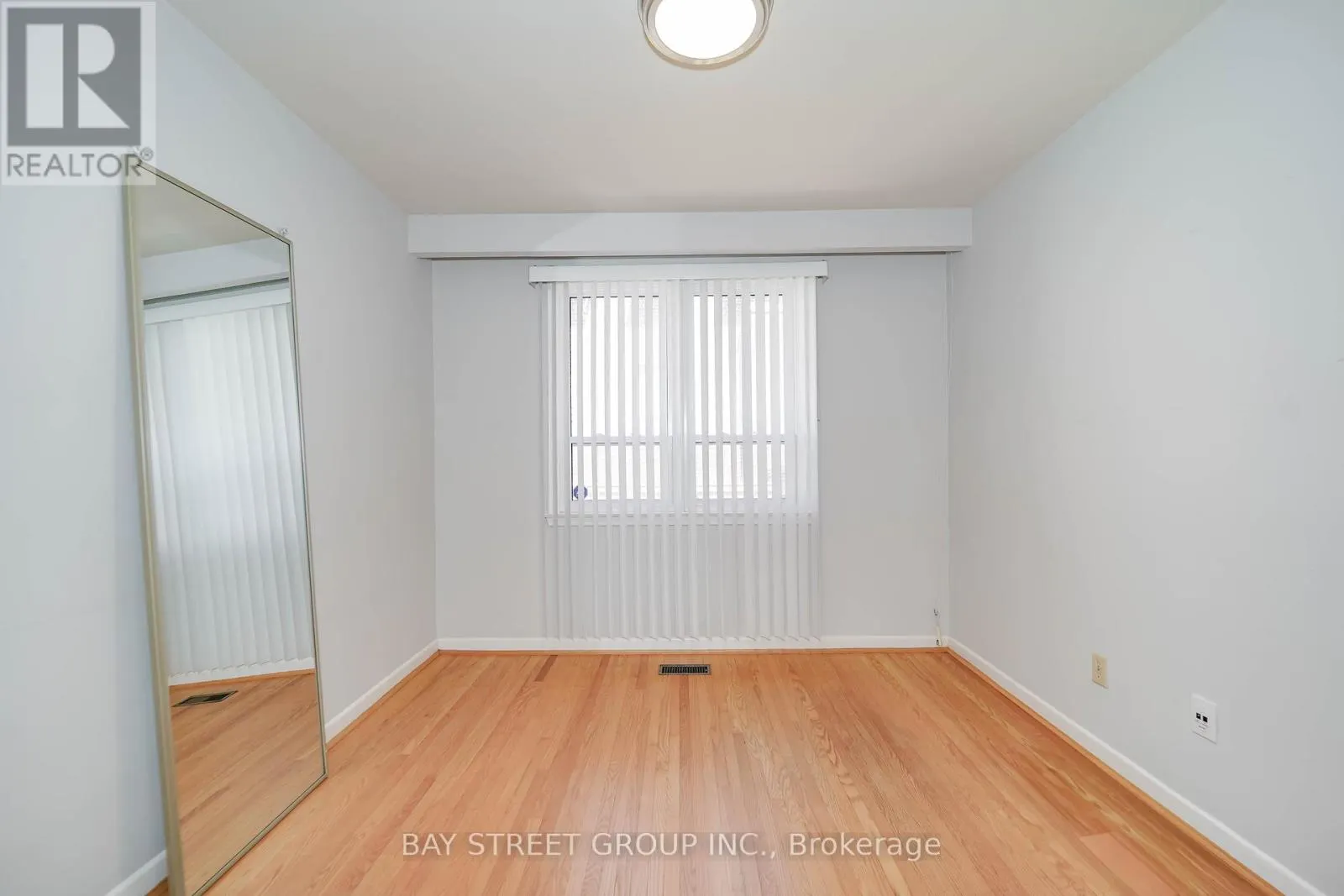 683 CONACHER DRIVE