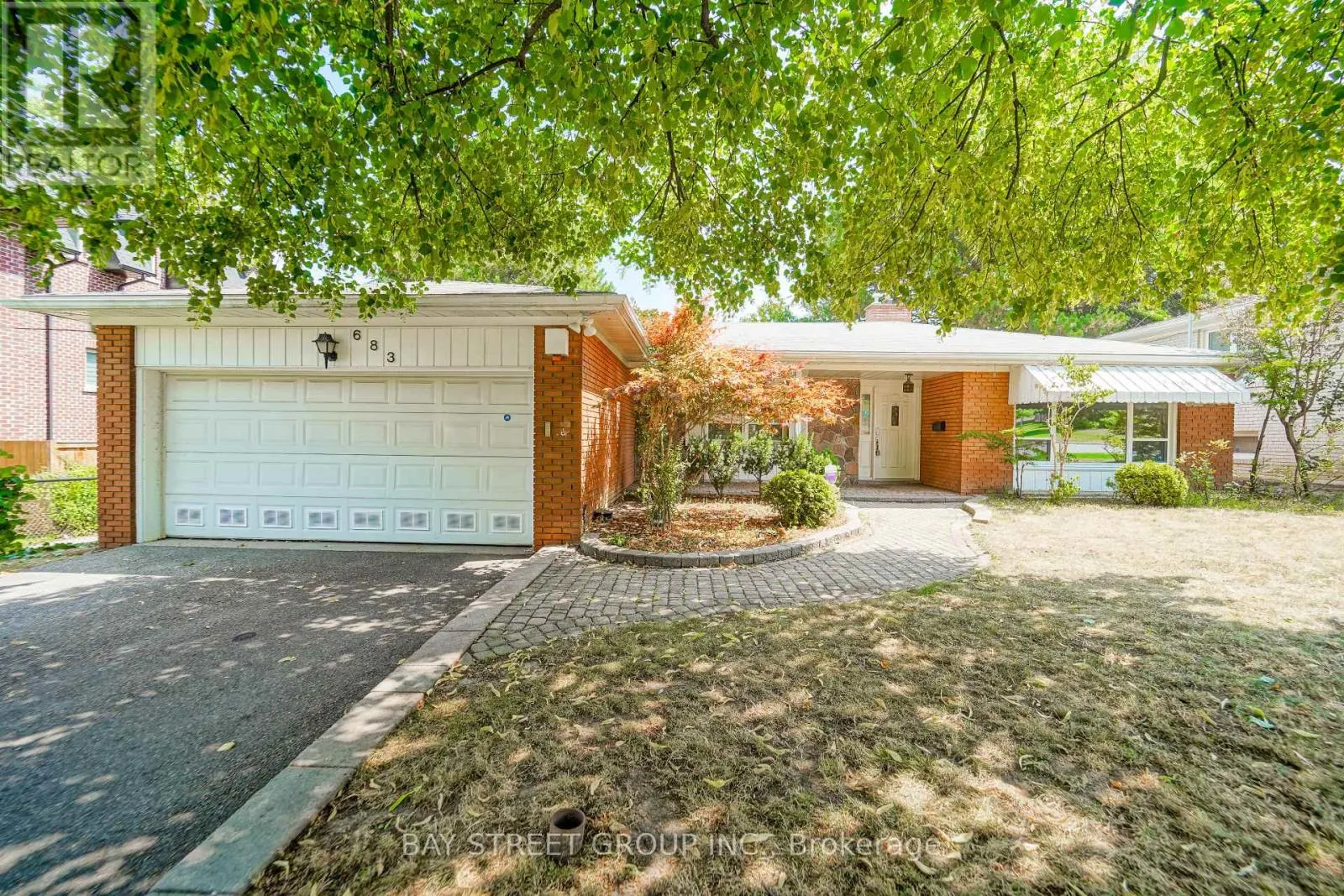 683 CONACHER DRIVE