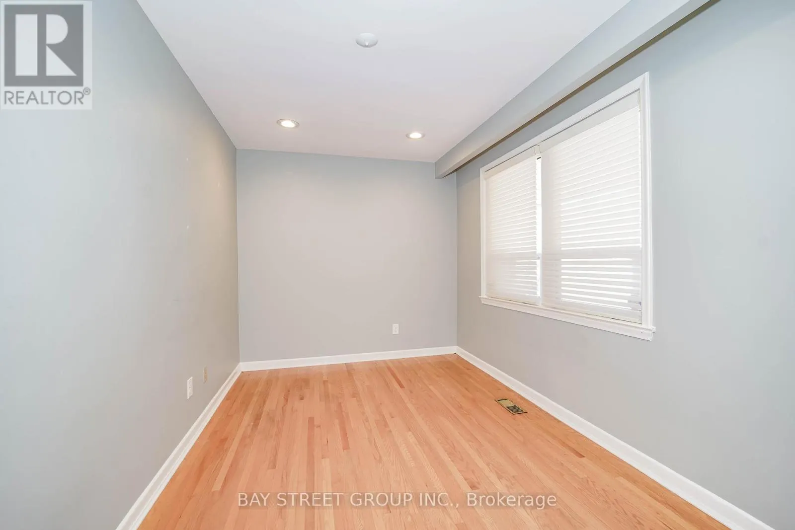 683 CONACHER DRIVE