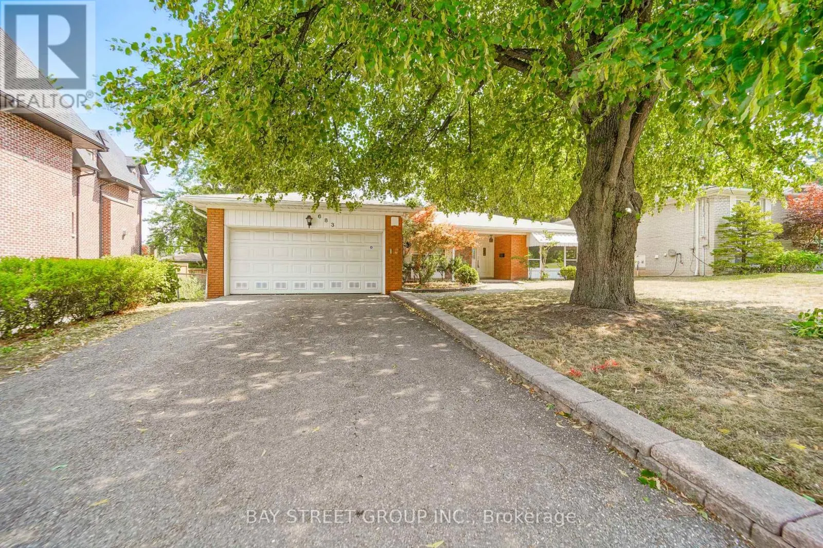 683 CONACHER DRIVE