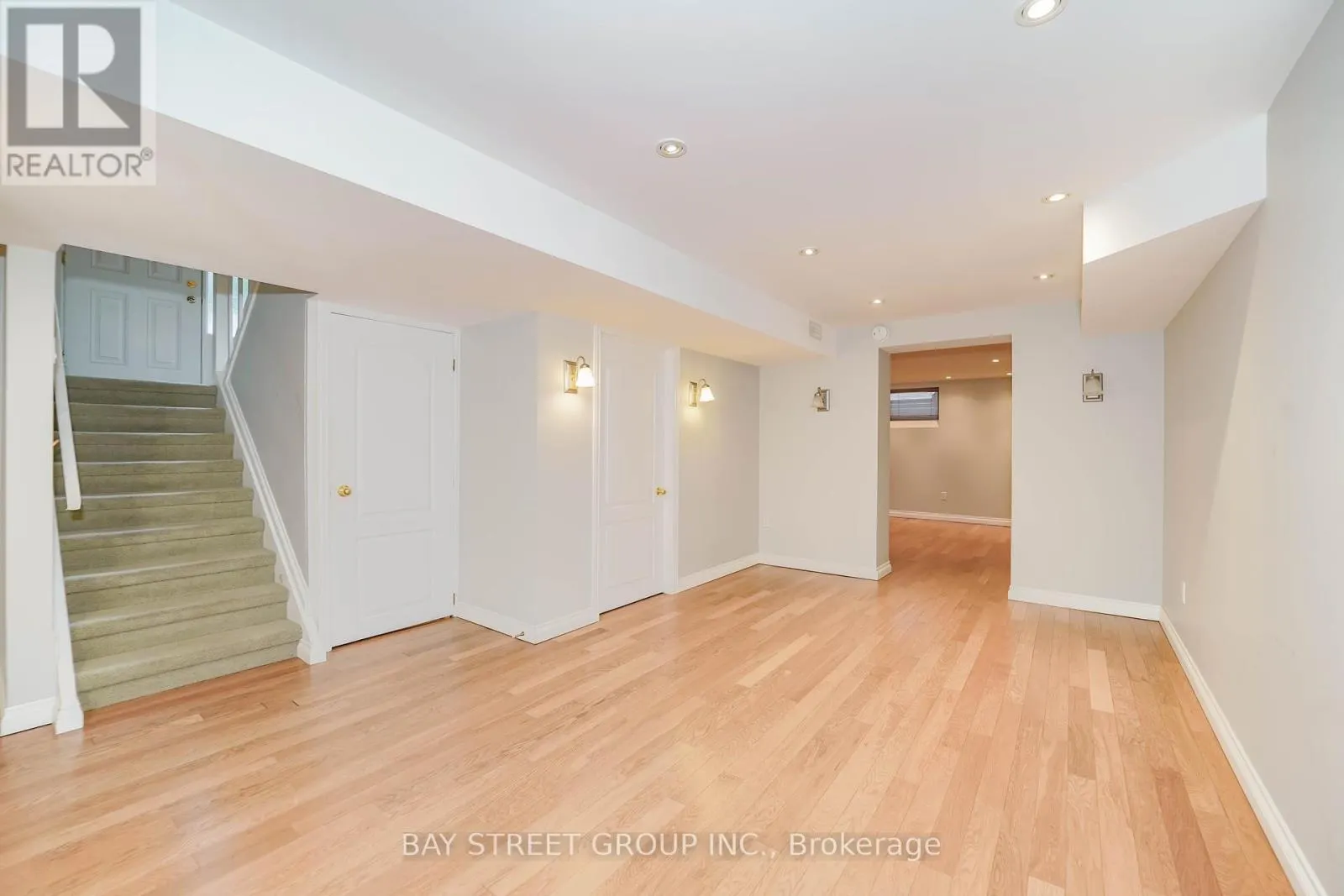 683 CONACHER DRIVE