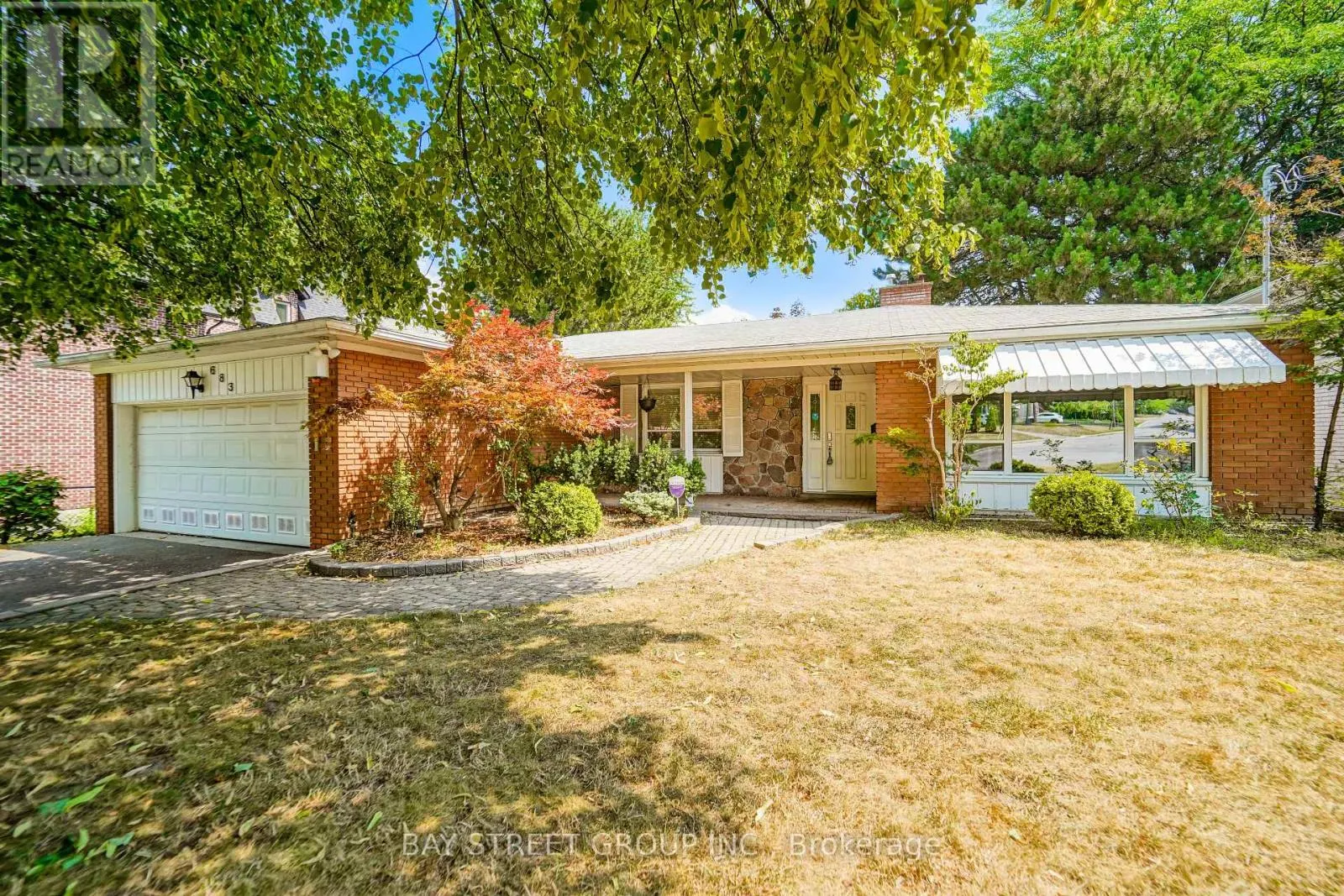 683 CONACHER DRIVE