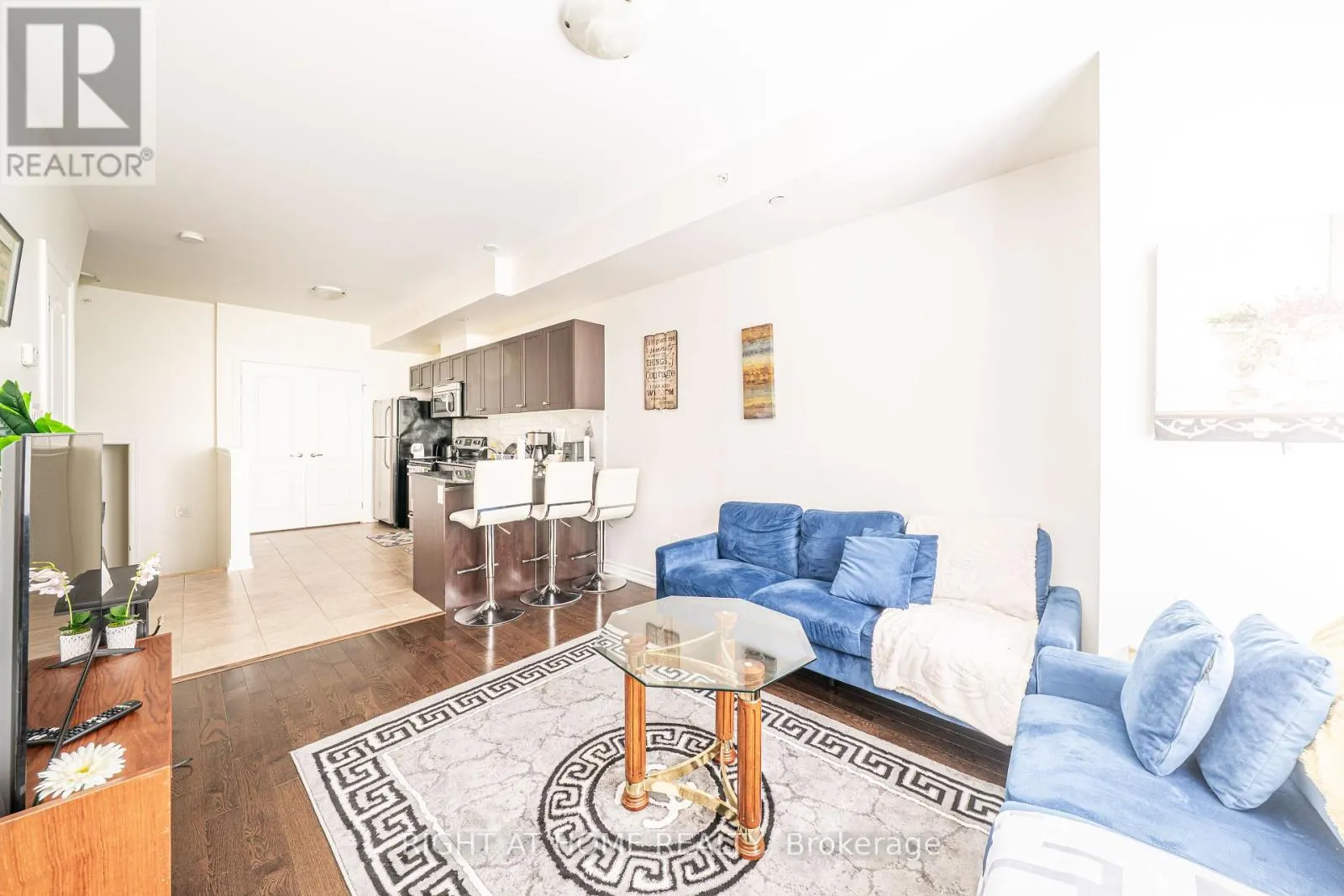 26 - 39 DREWRY AVENUE