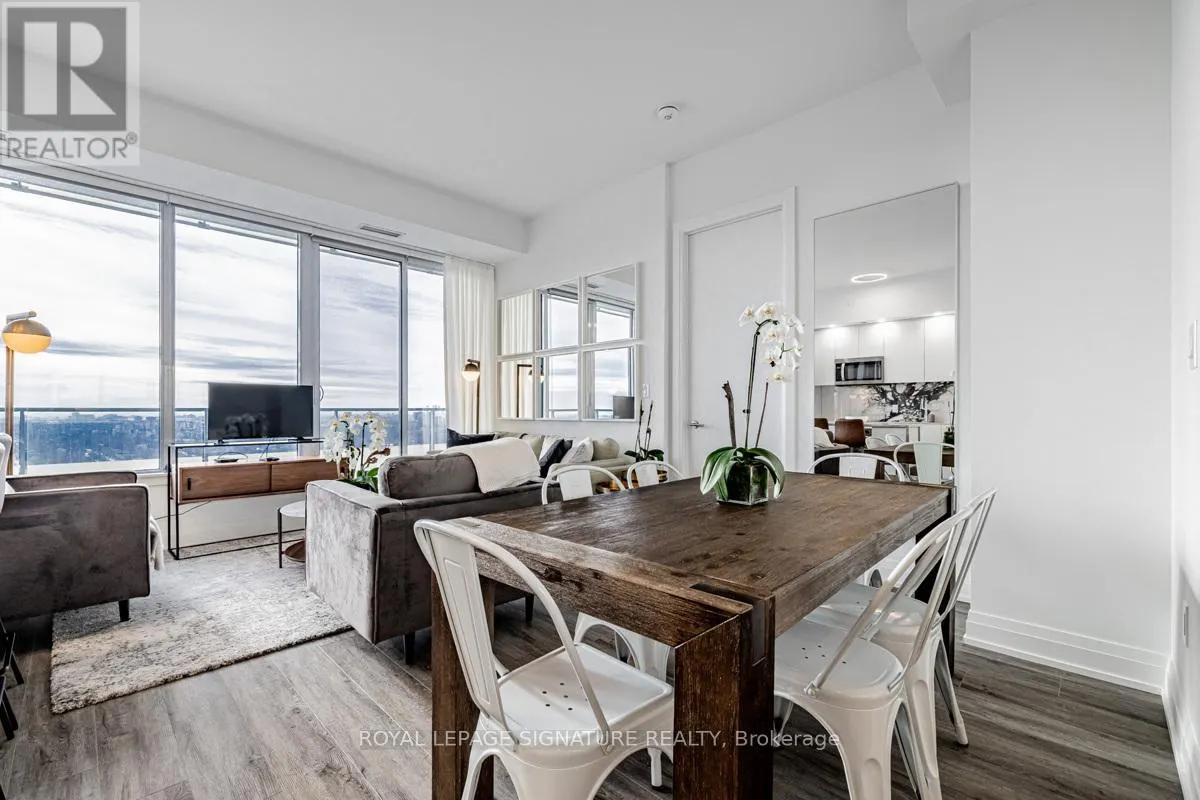 PH 506 - 75 CANTERBURY PLACE