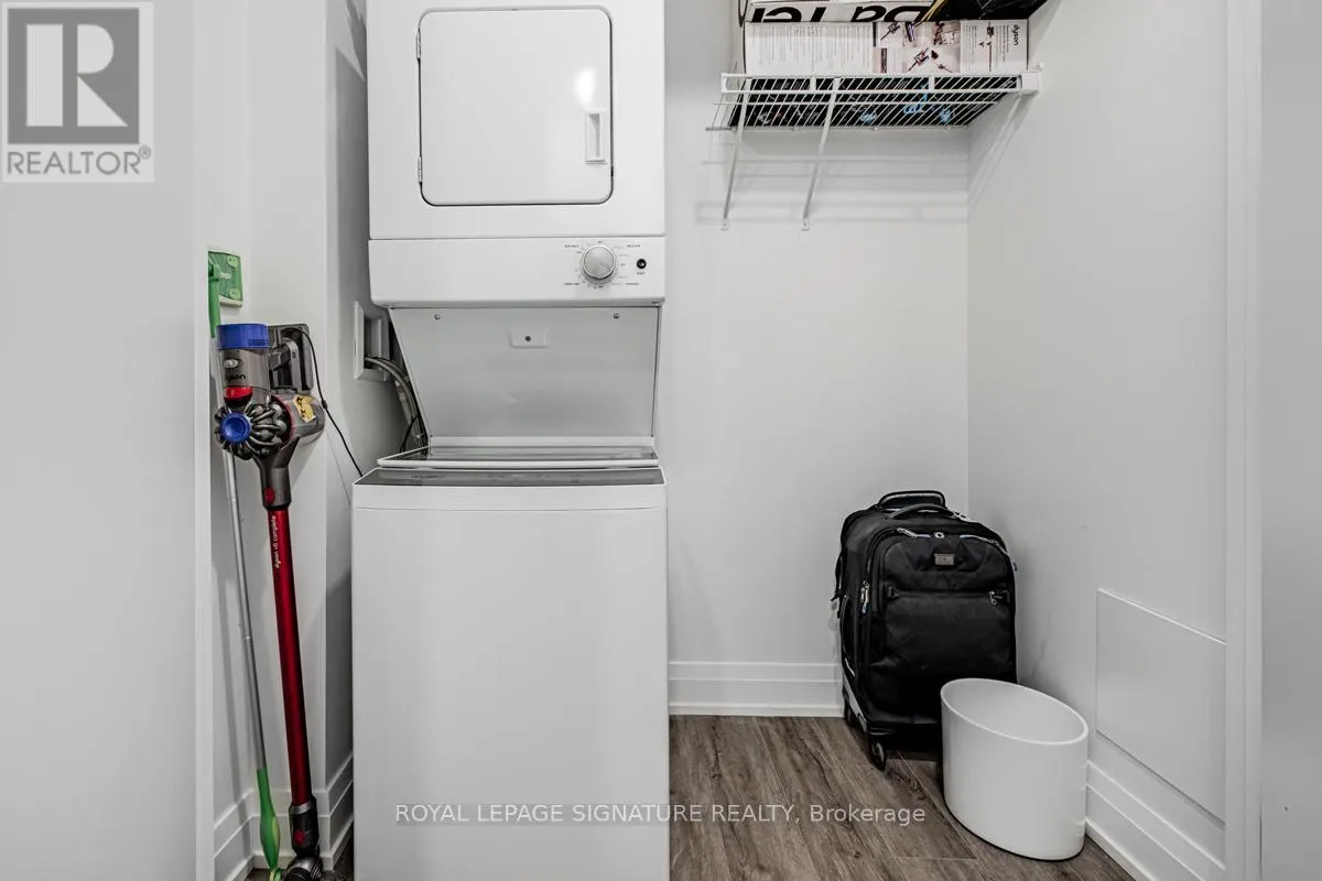 PH 506 - 75 CANTERBURY PLACE