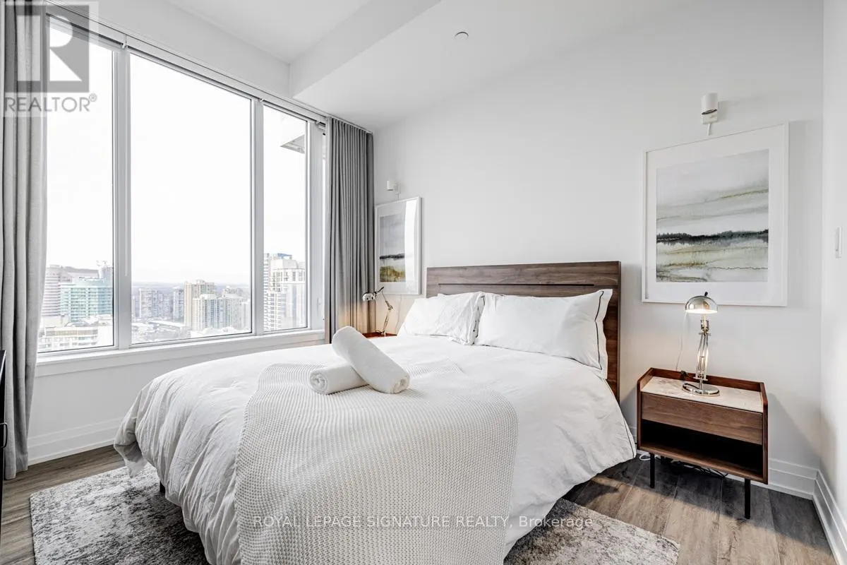 PH 506 - 75 CANTERBURY PLACE