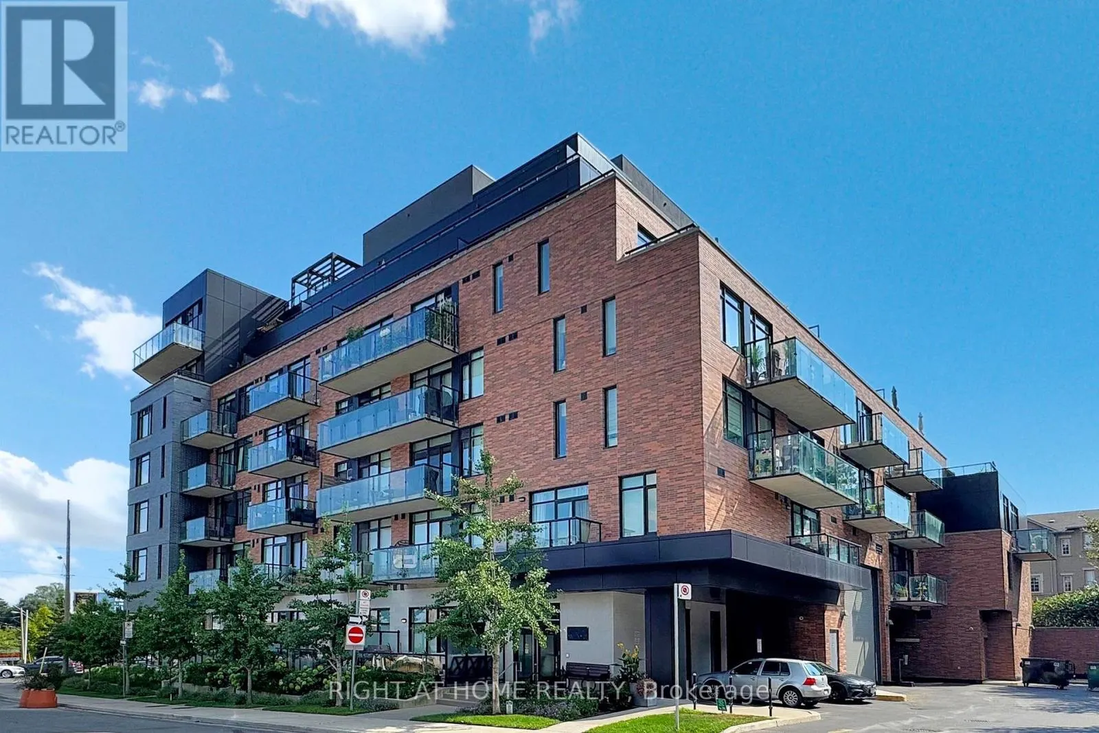 TH-112 - 25 MALCOLM ROAD