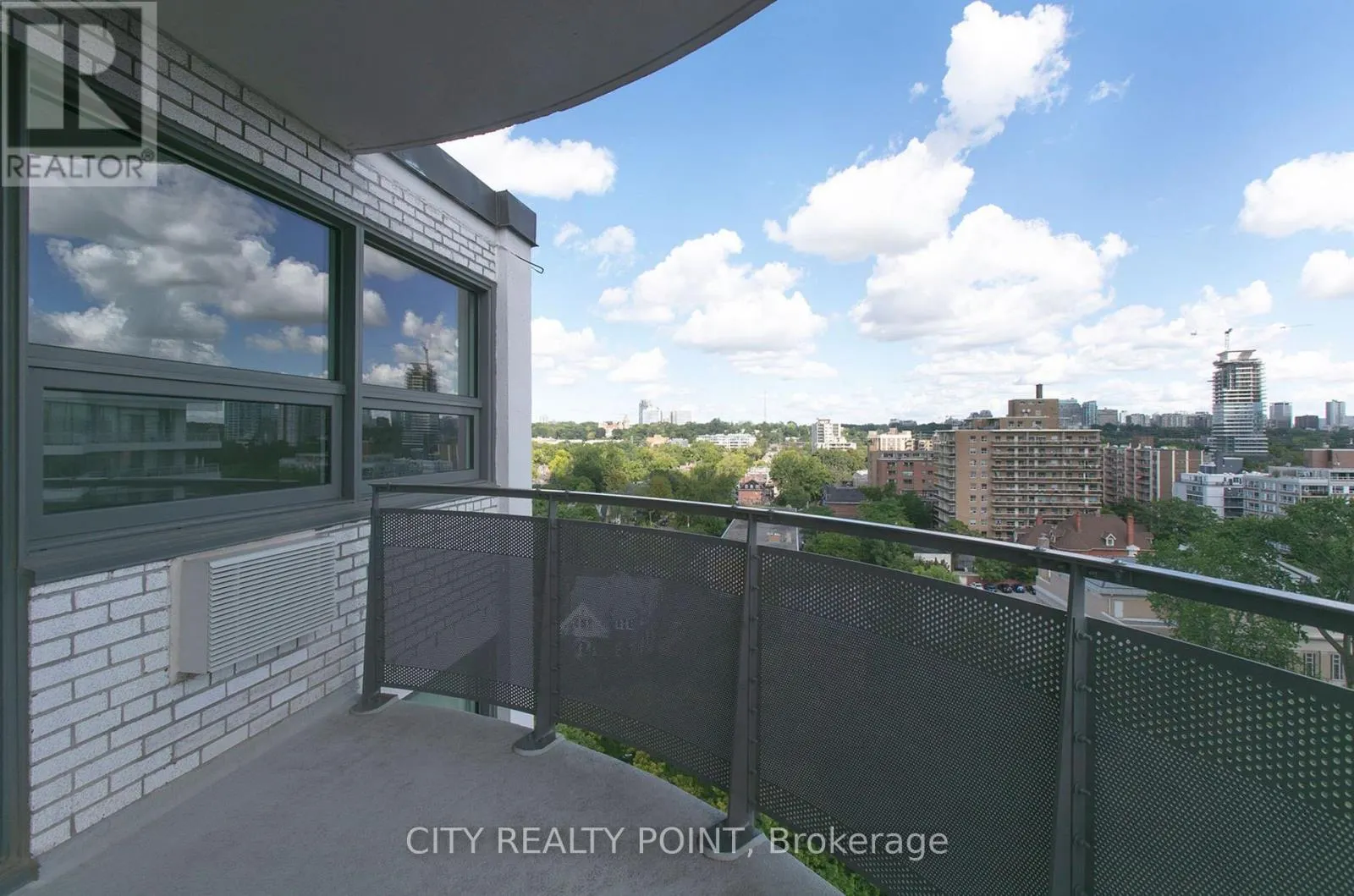 606 - 485 HURON STREET