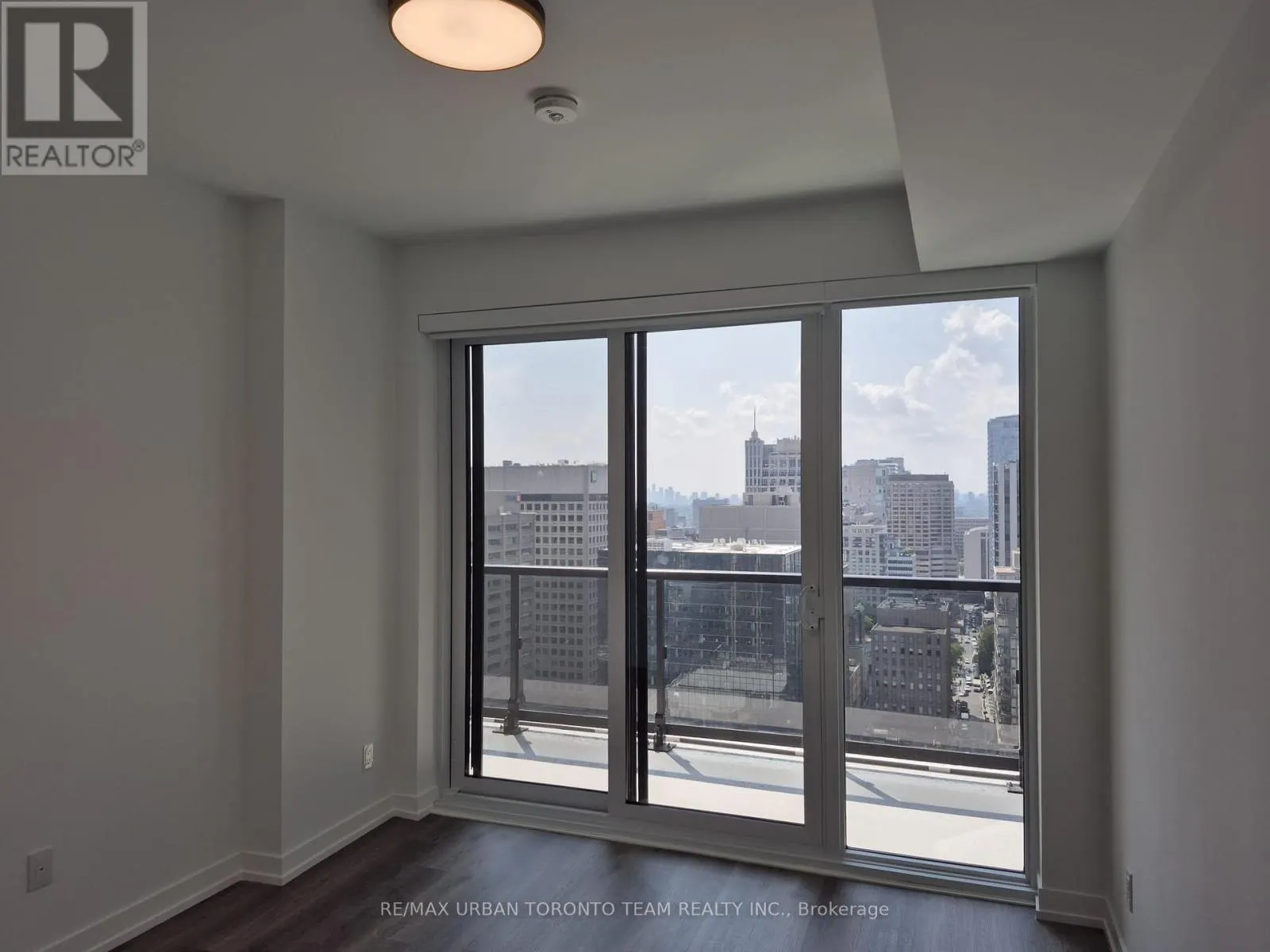 2801 - 771 YONGE STREET