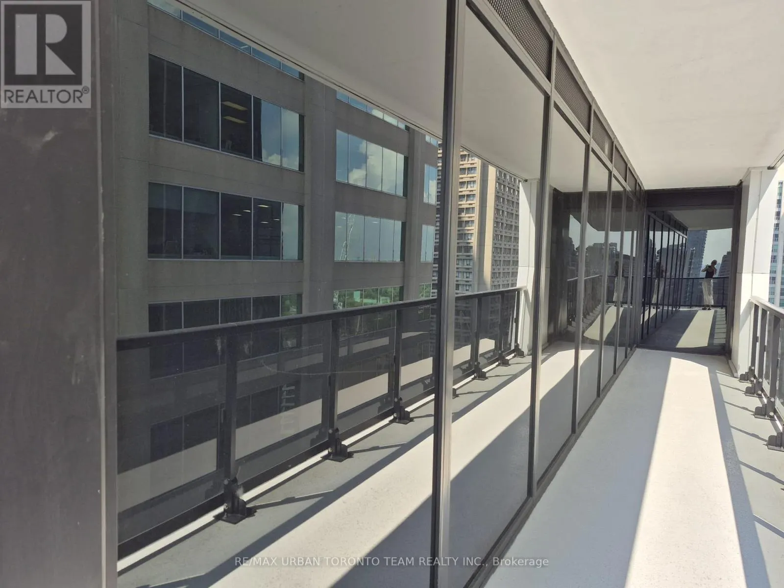 2801 - 771 YONGE STREET