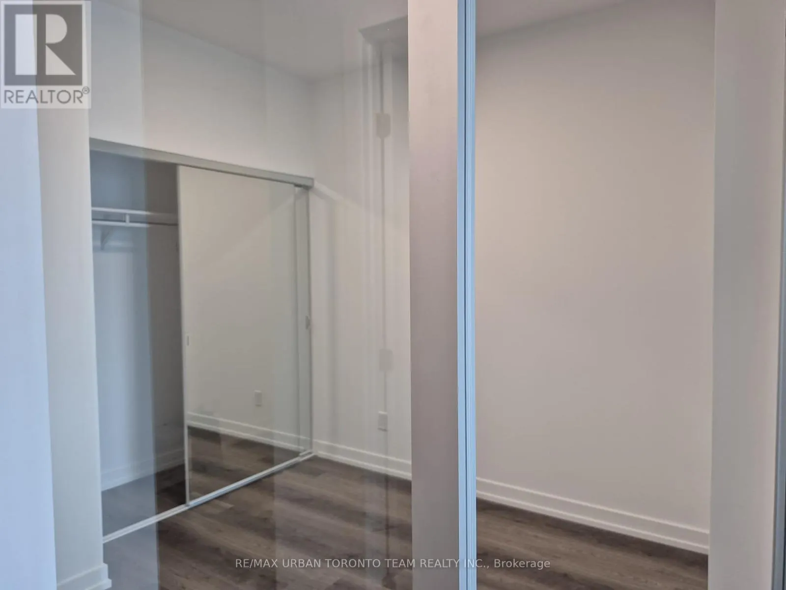 2801 - 771 YONGE STREET