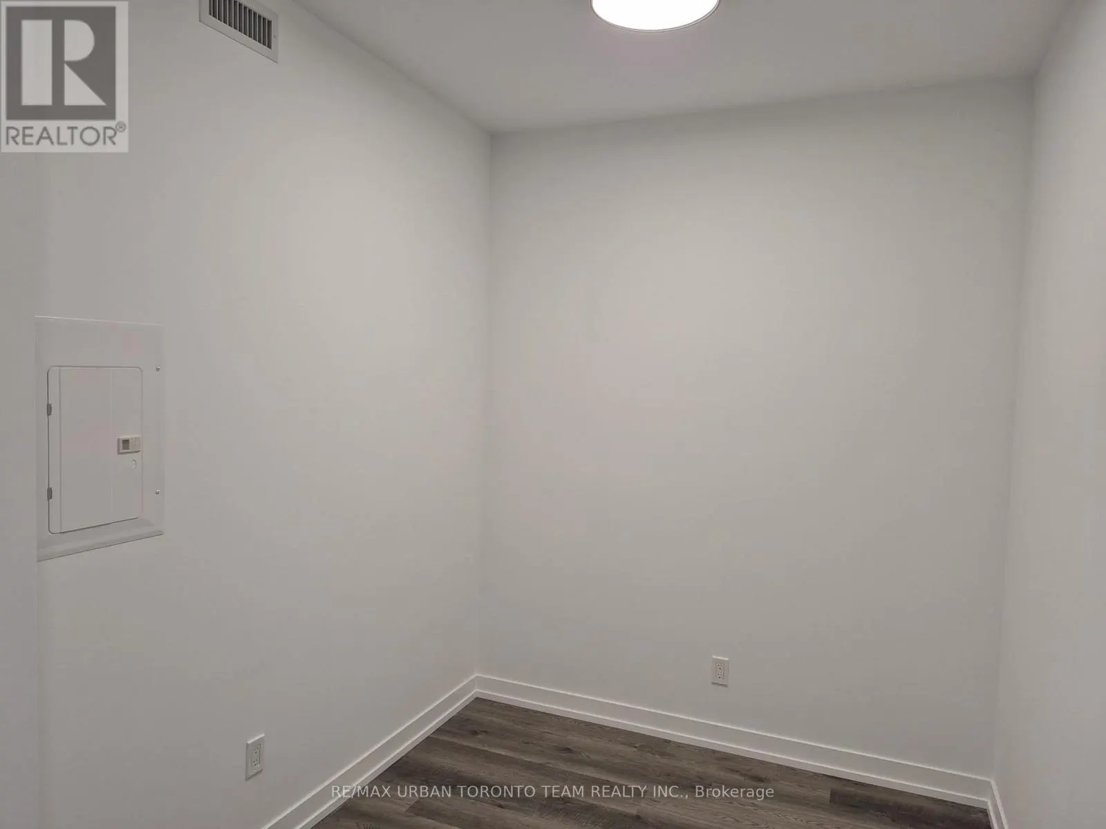 2801 - 771 YONGE STREET