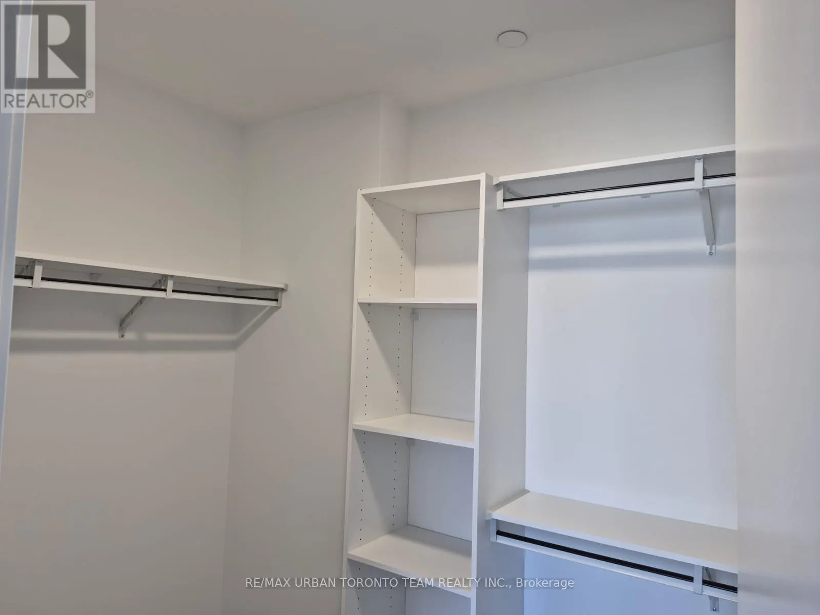 2807 - 771 YONGE STREET