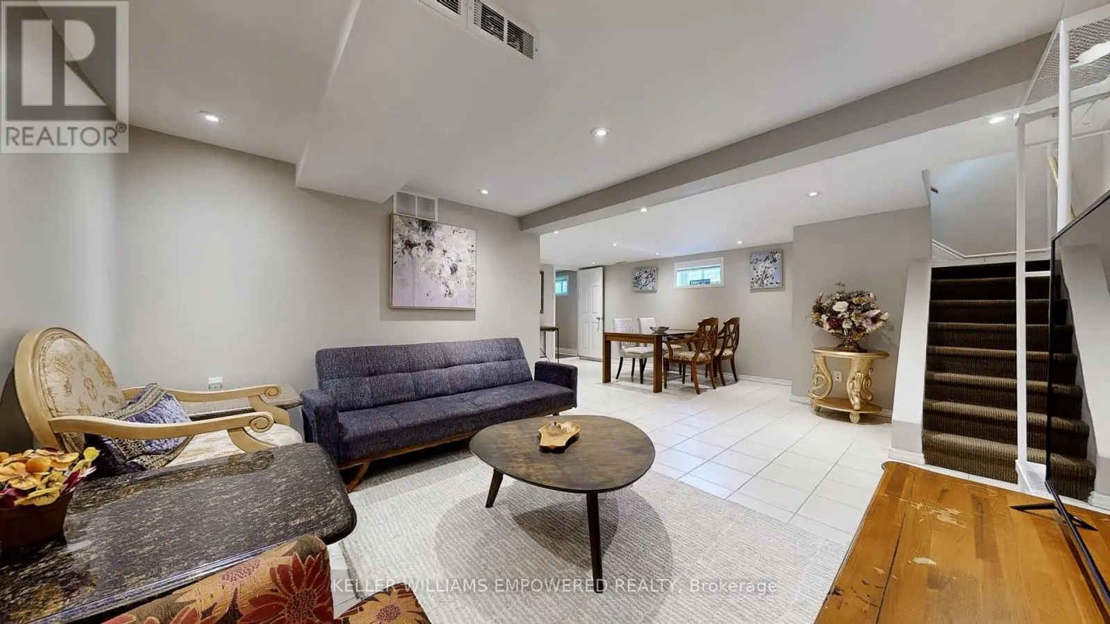 30 PAPERBIRCH DRIVE