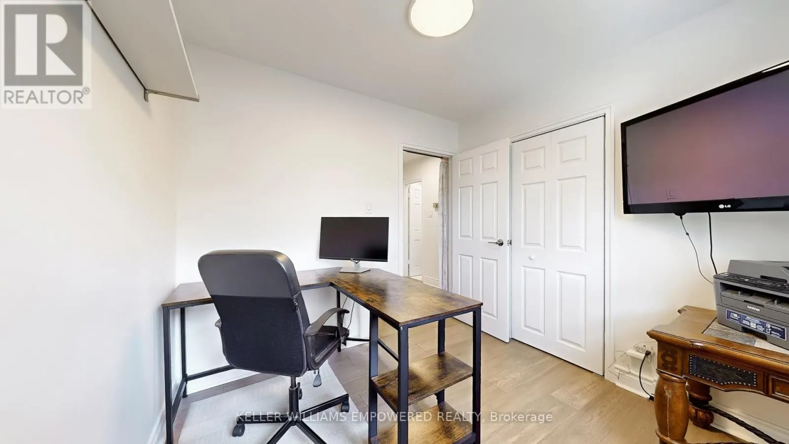 30 PAPERBIRCH DRIVE