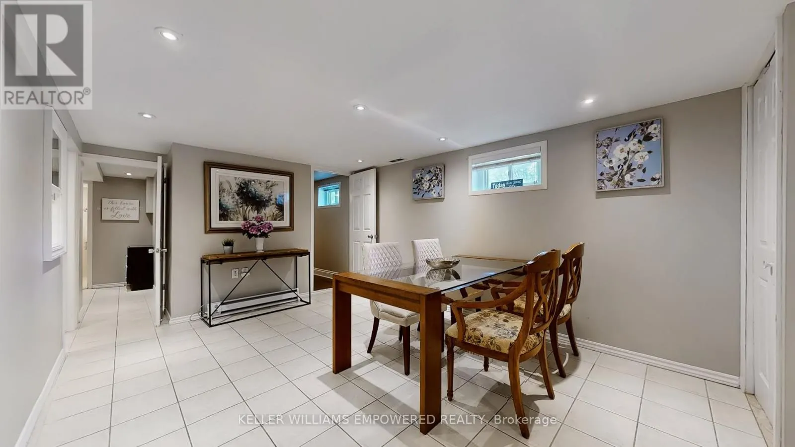 30 PAPERBIRCH DRIVE