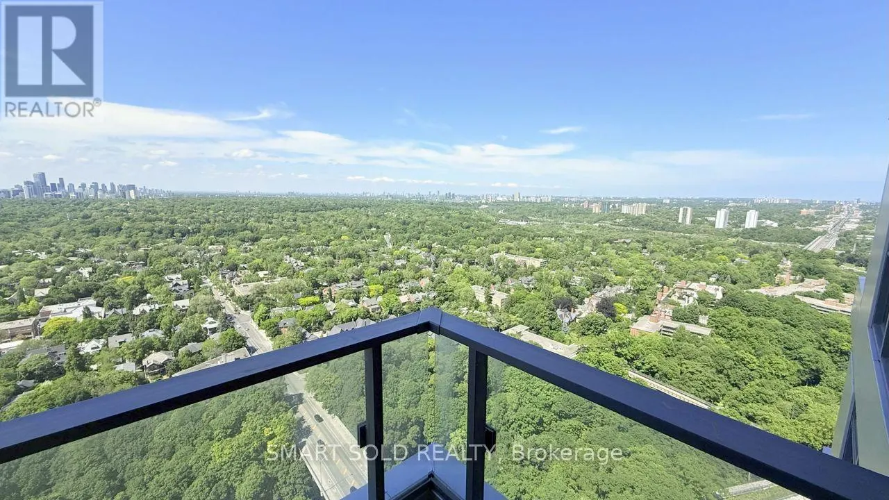 5506 - 395 BLOOR STREET E