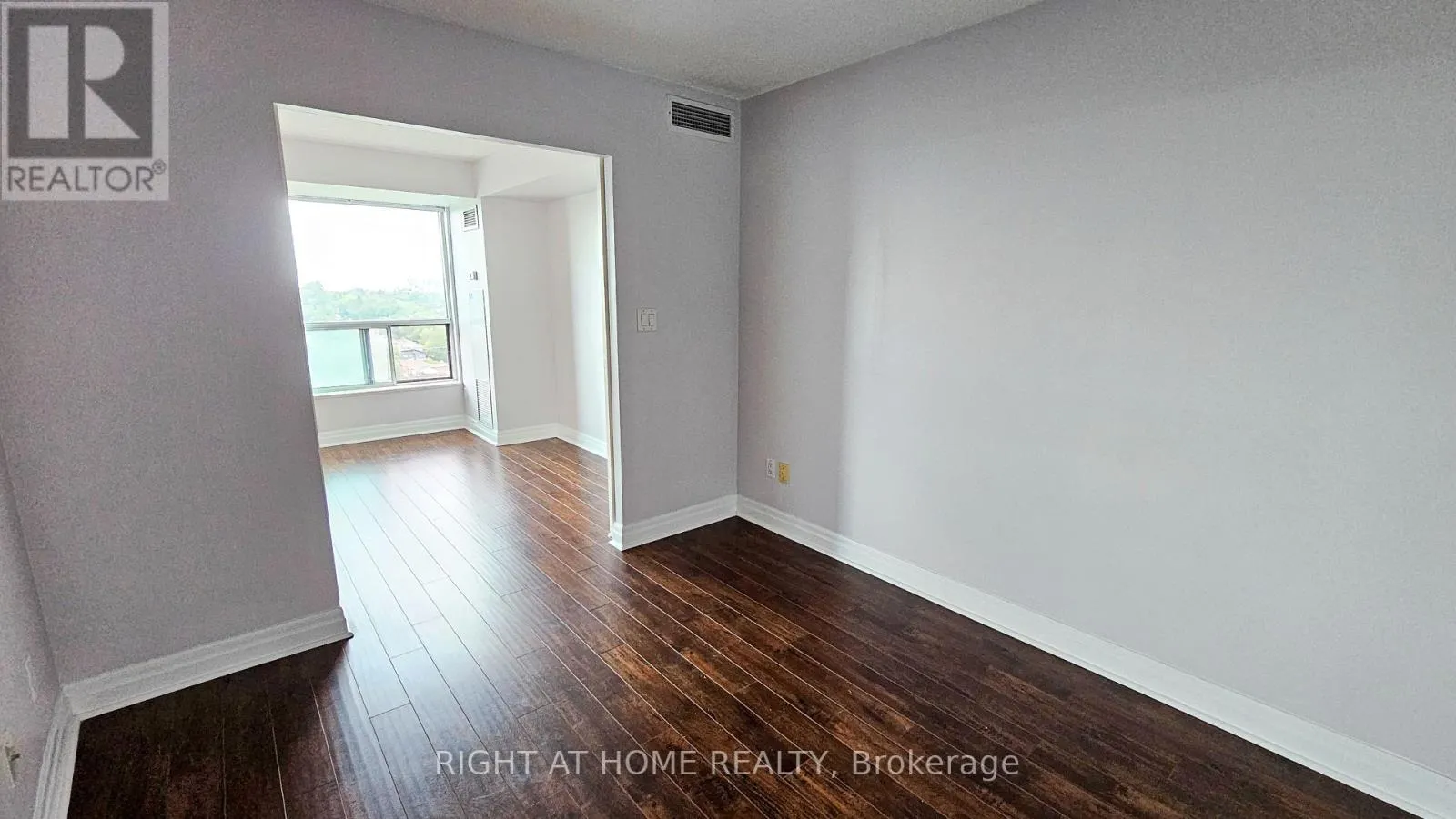 1510 - 188 DORIS AVENUE