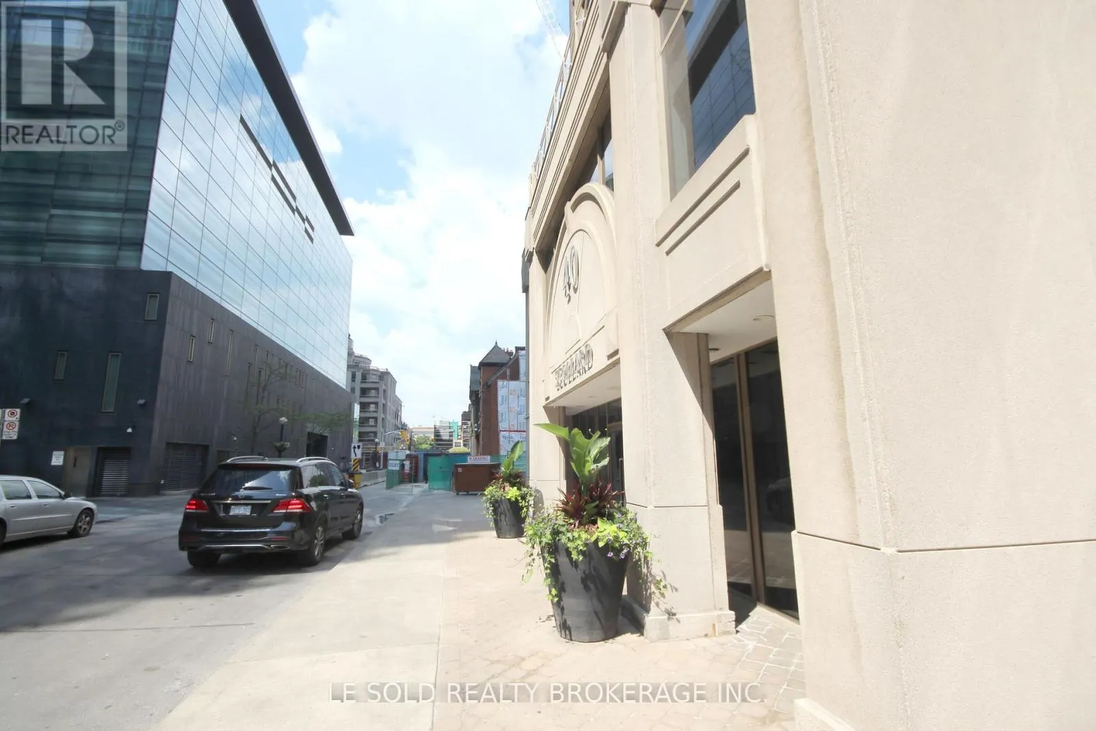 602 - 40 SCOLLARD STREET