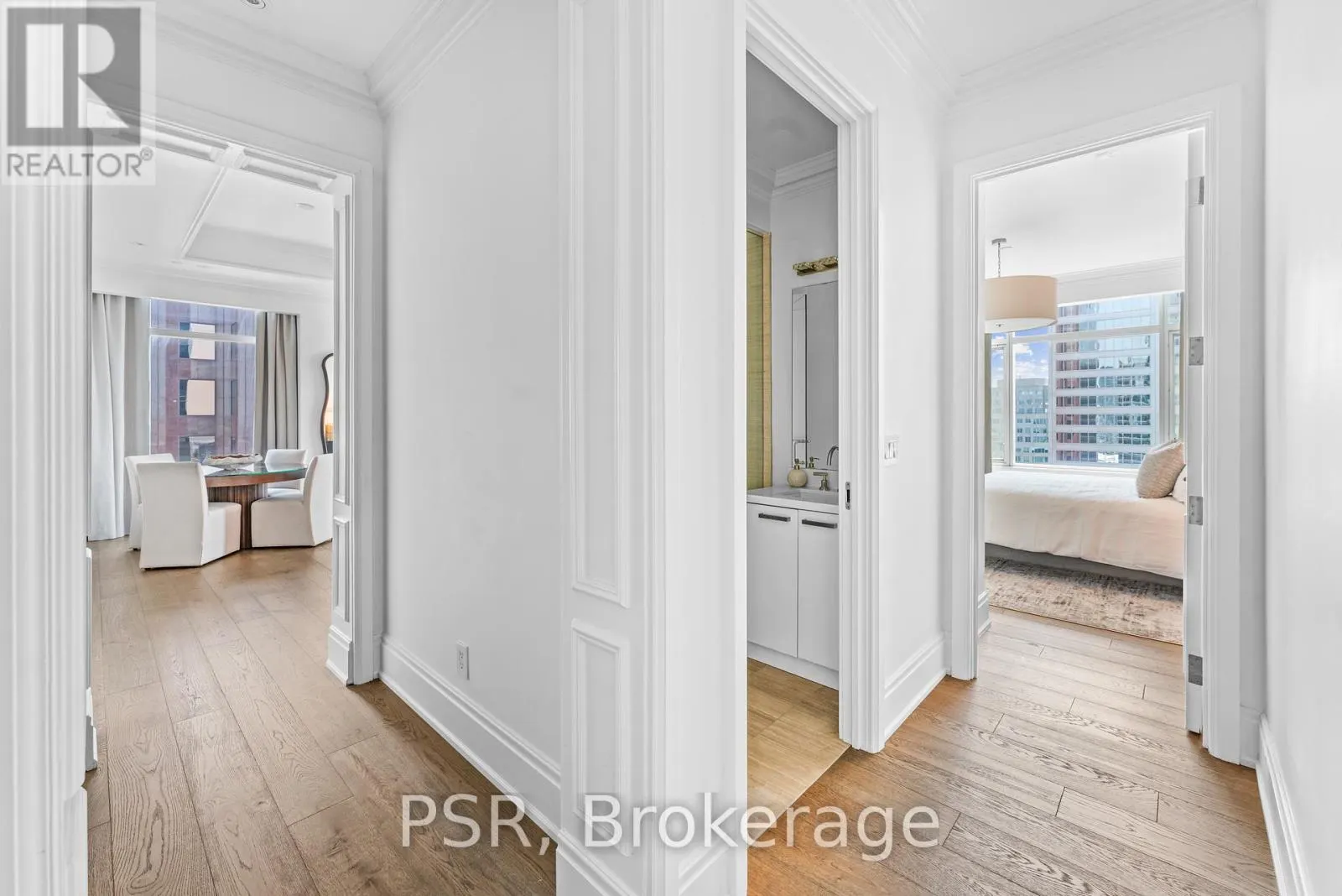 4804 - 311 BAY STREET