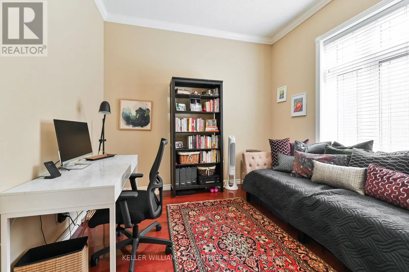 2 - 43 HUNTLEY STREET