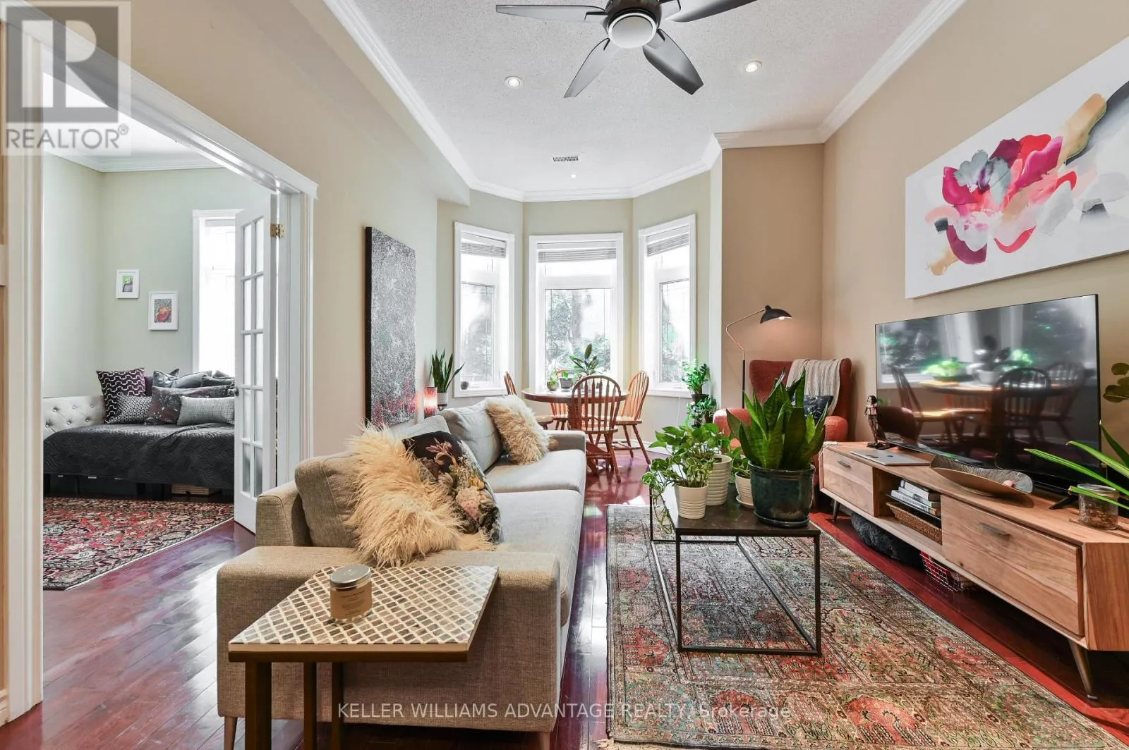 2 - 43 HUNTLEY STREET