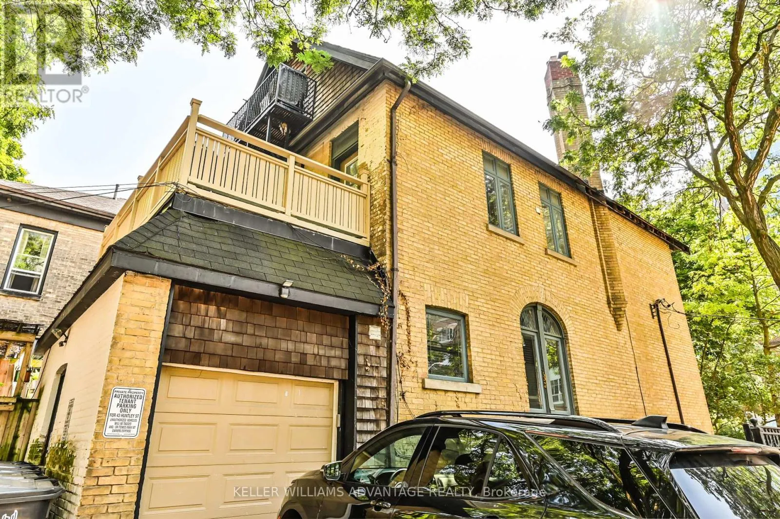 2 - 43 HUNTLEY STREET
