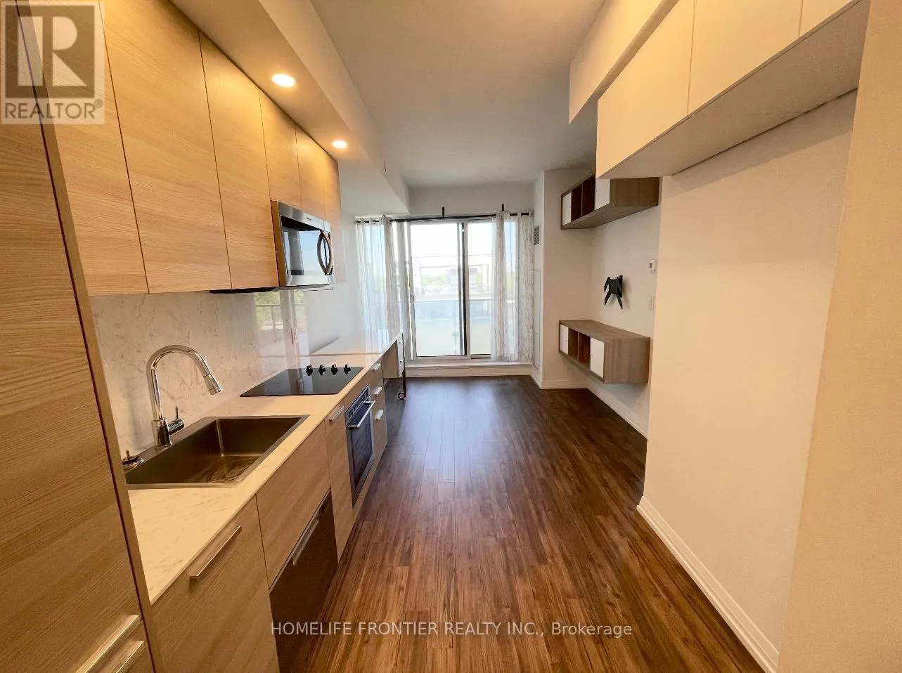 710 - 75 CANTERBURY PLACE