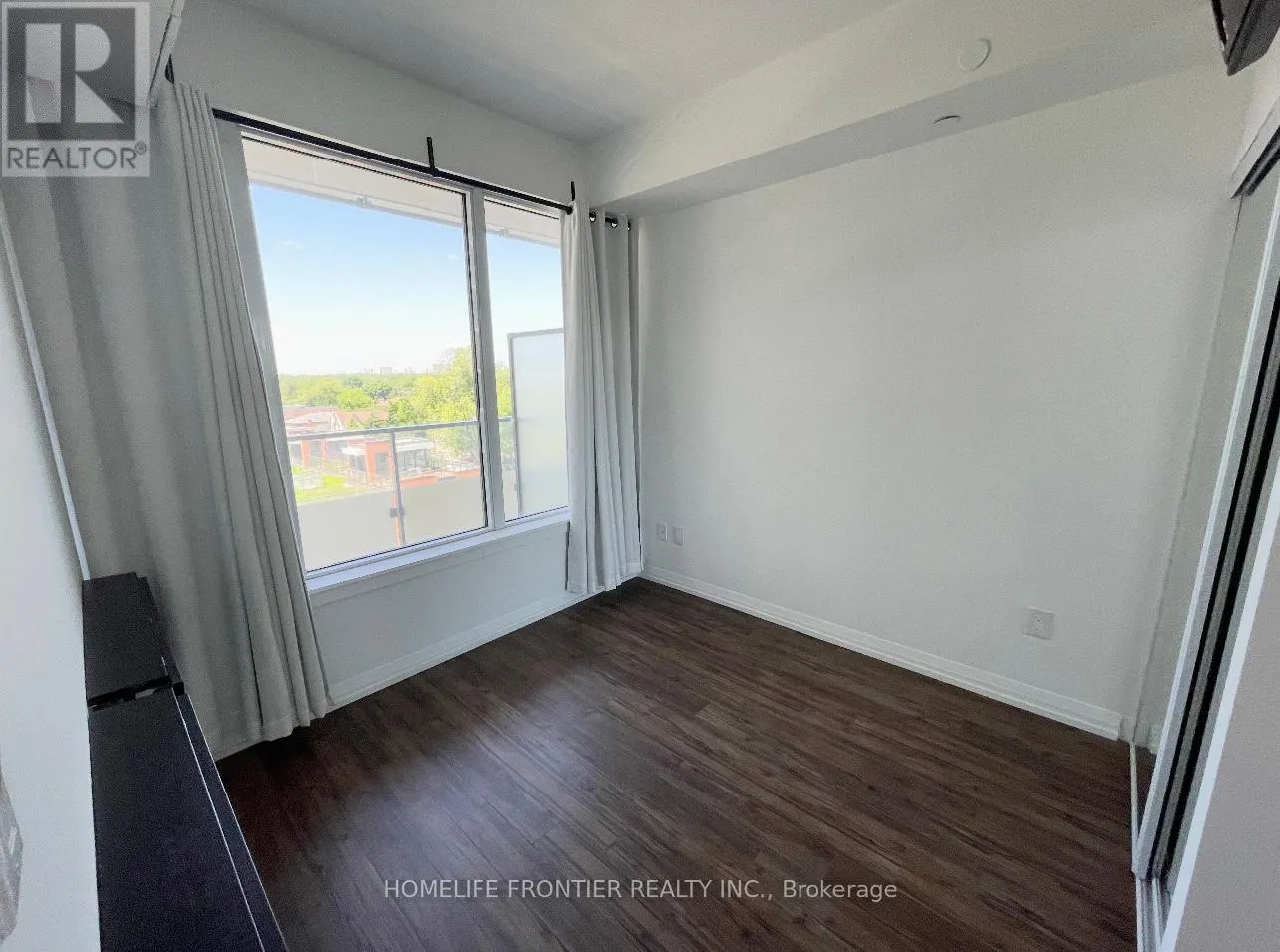 710 - 75 CANTERBURY PLACE