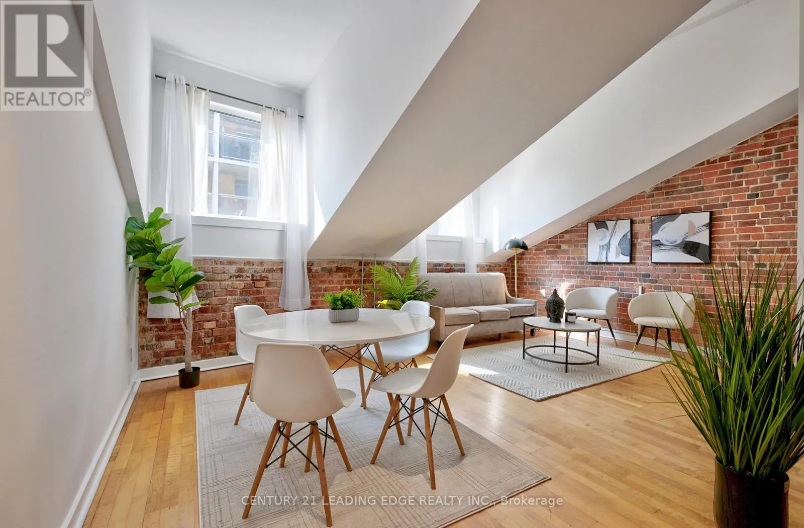 418 - 81A FRONT STREET