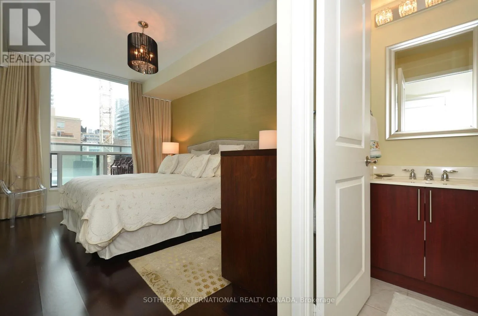 409 - 88 BROADWAY AVENUE