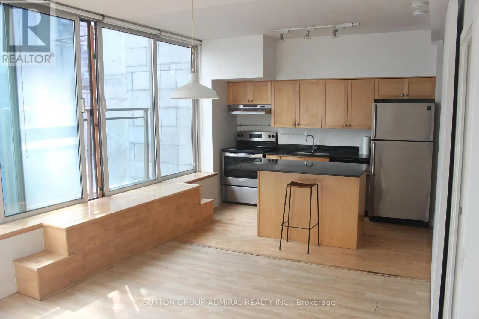 408 - 50 CAMDEN STREET