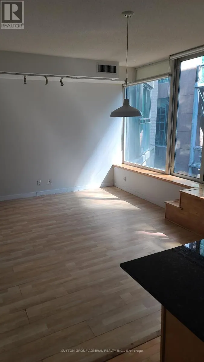 408 - 50 CAMDEN STREET