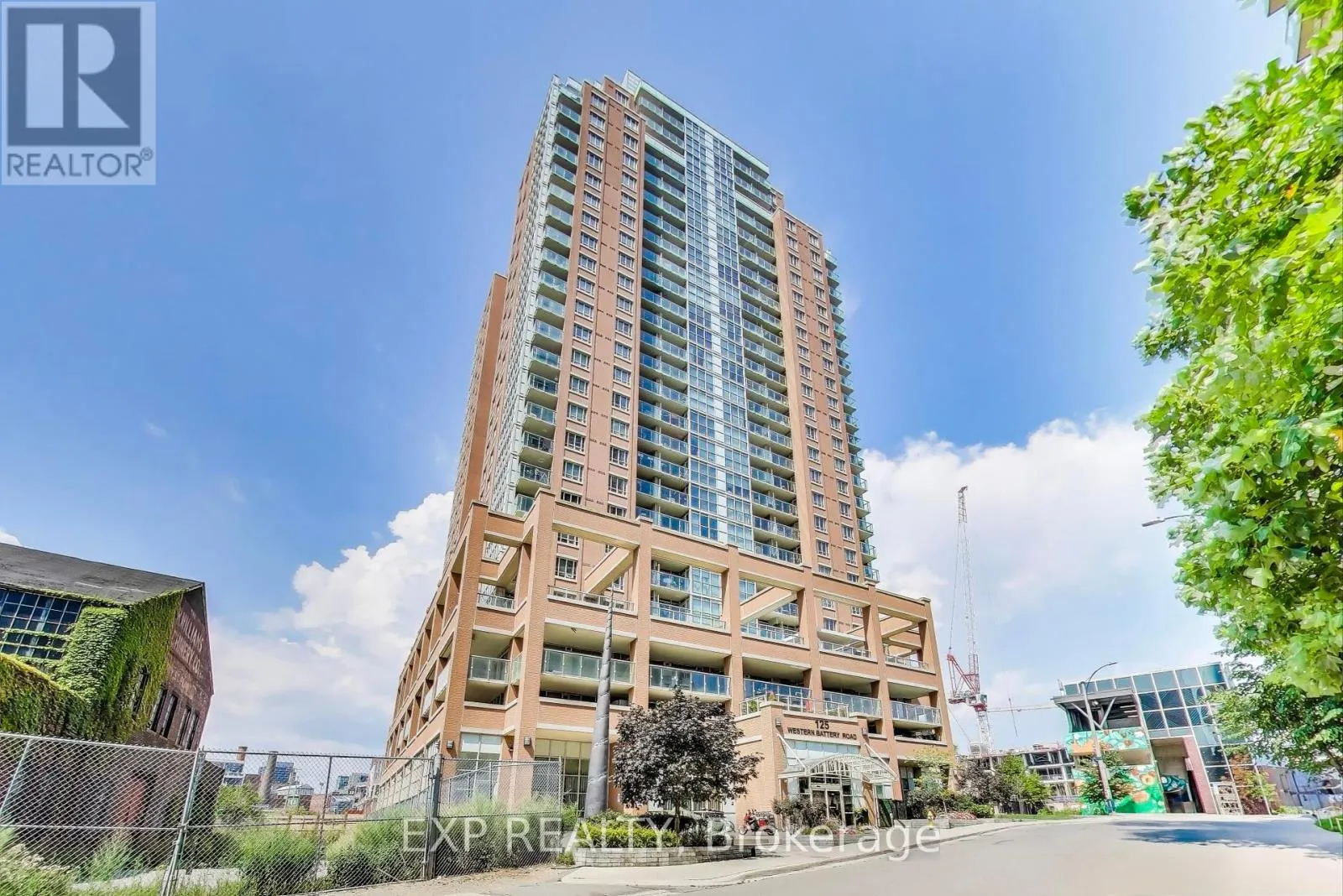 2406 - 125 WESTERN BATTERY ROAD