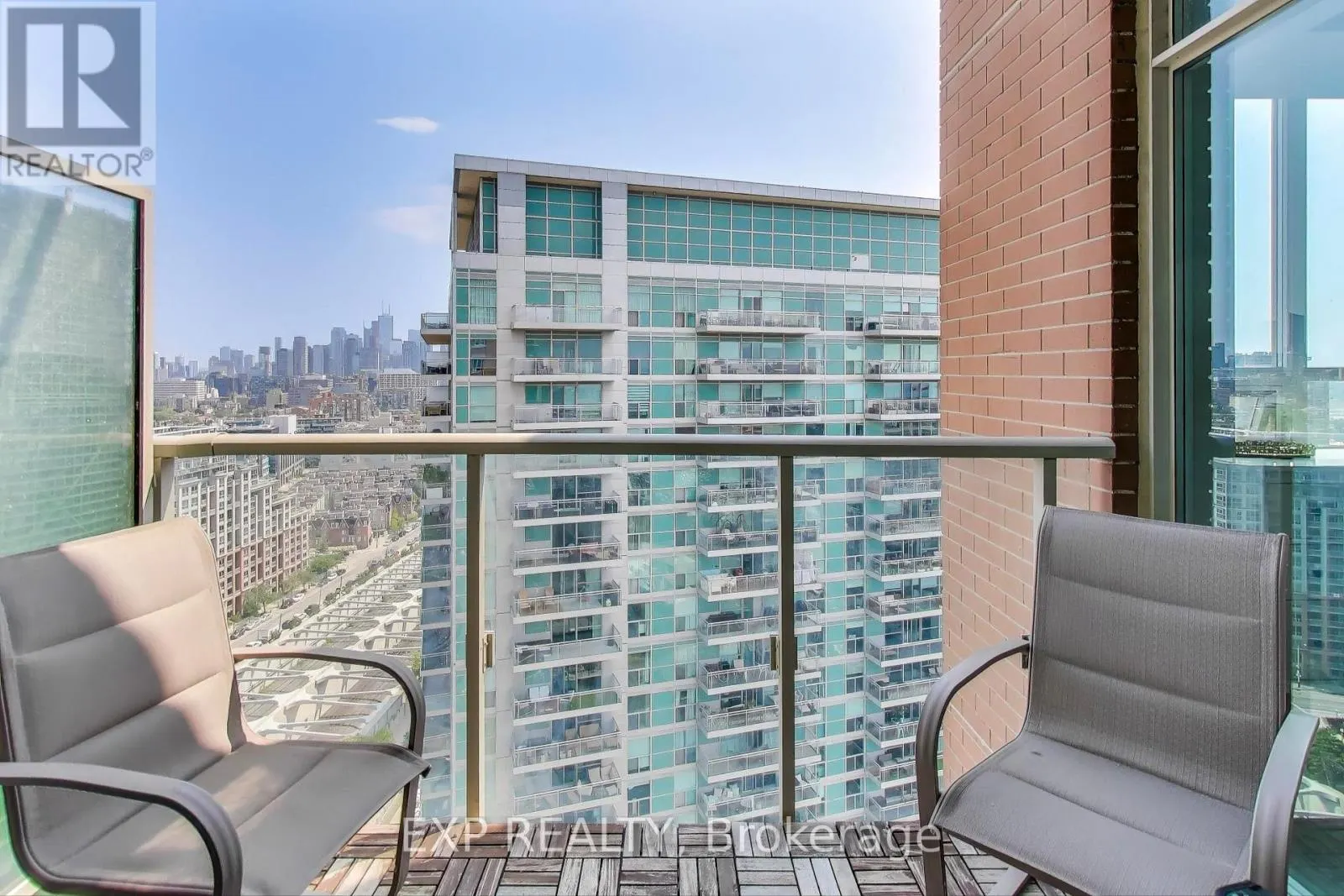 2406 - 125 WESTERN BATTERY ROAD
