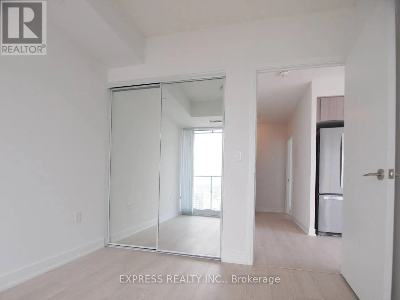 3002 - 50 WELLESLEY STREET E