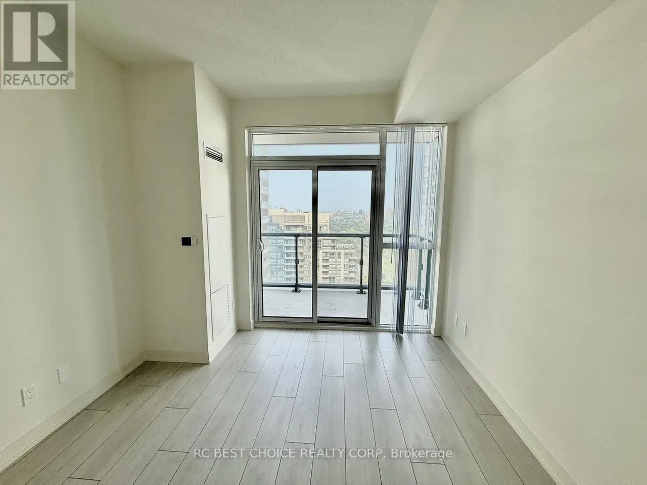 2520 - 4955 YONGE STREET