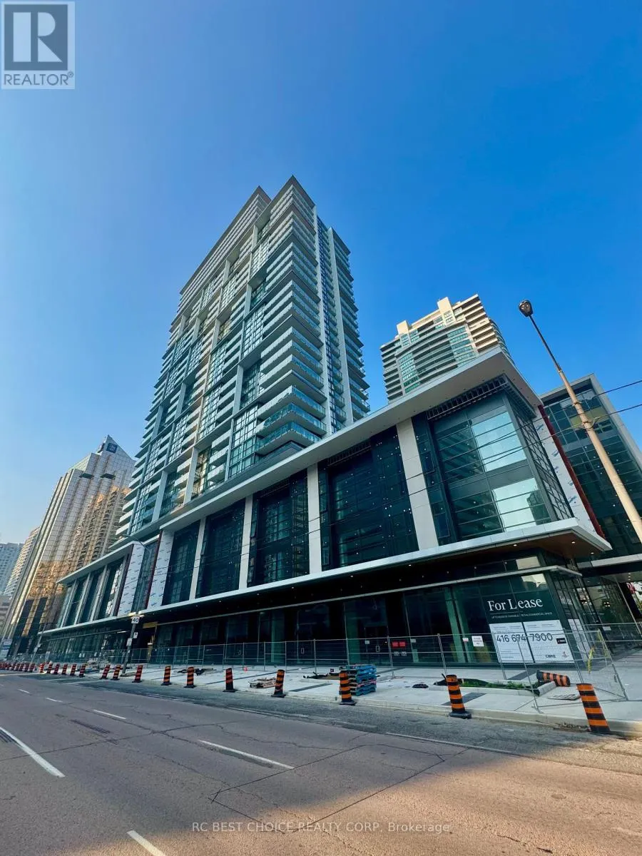 2520 - 4955 YONGE STREET