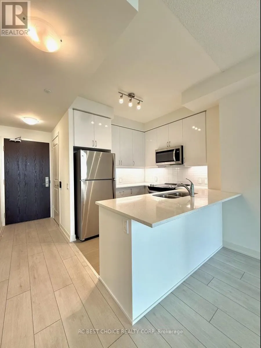 2520 - 4955 YONGE STREET