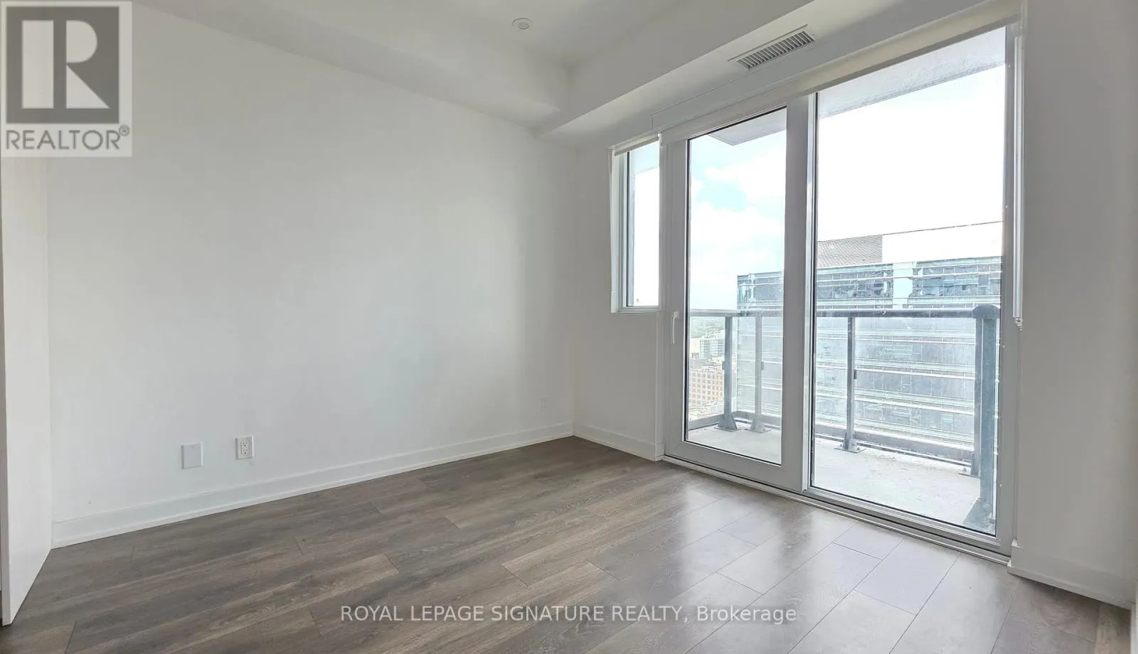 3501 - 108 PETER STREET