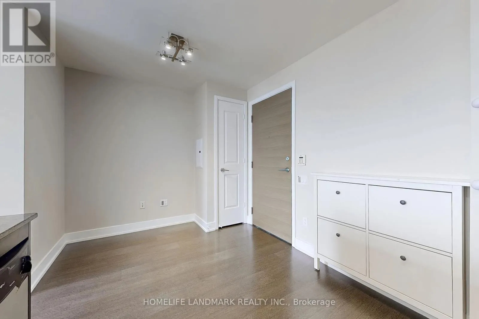 2706 - 23 SHEPPARD AVENUE E