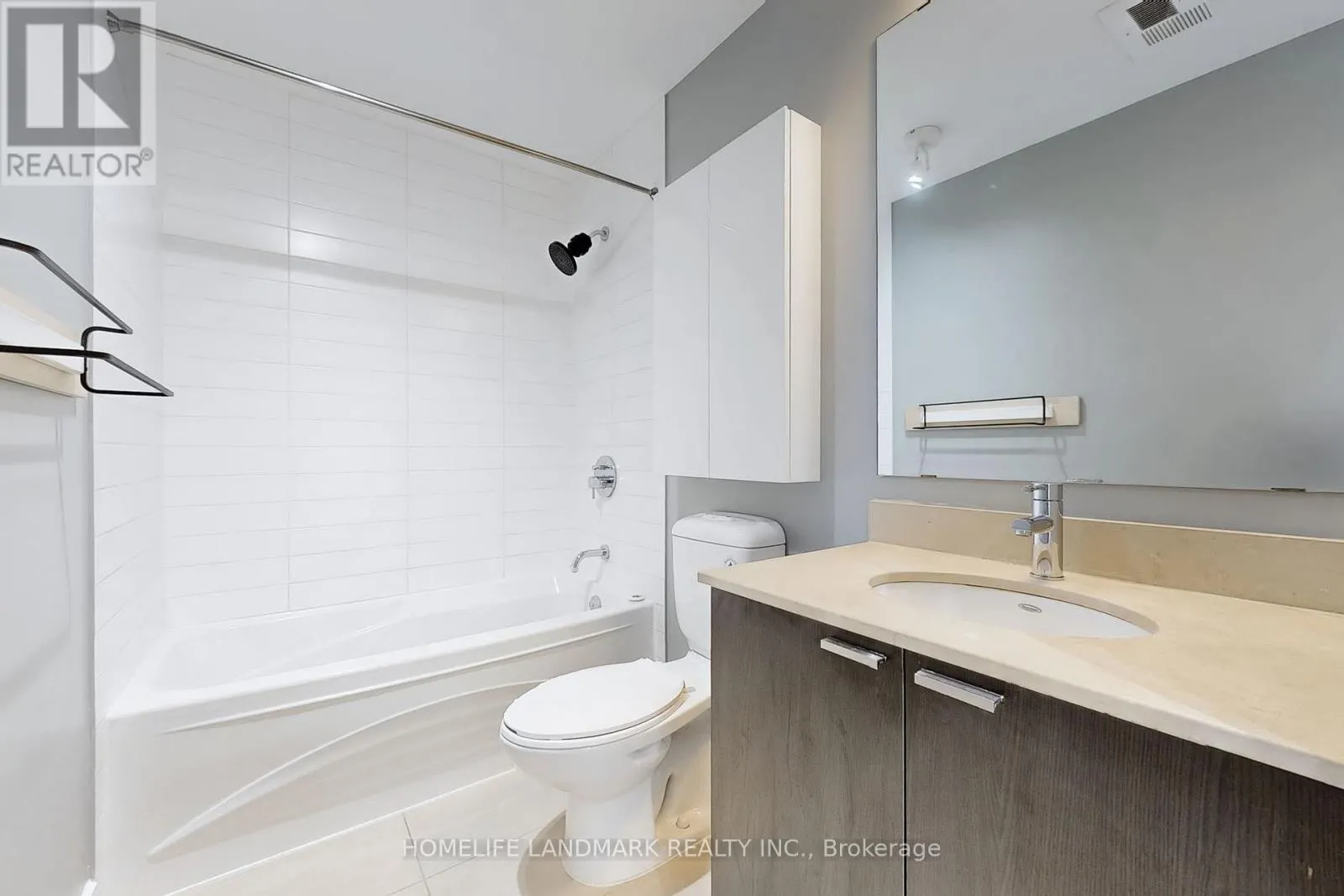 2706 - 23 SHEPPARD AVENUE E