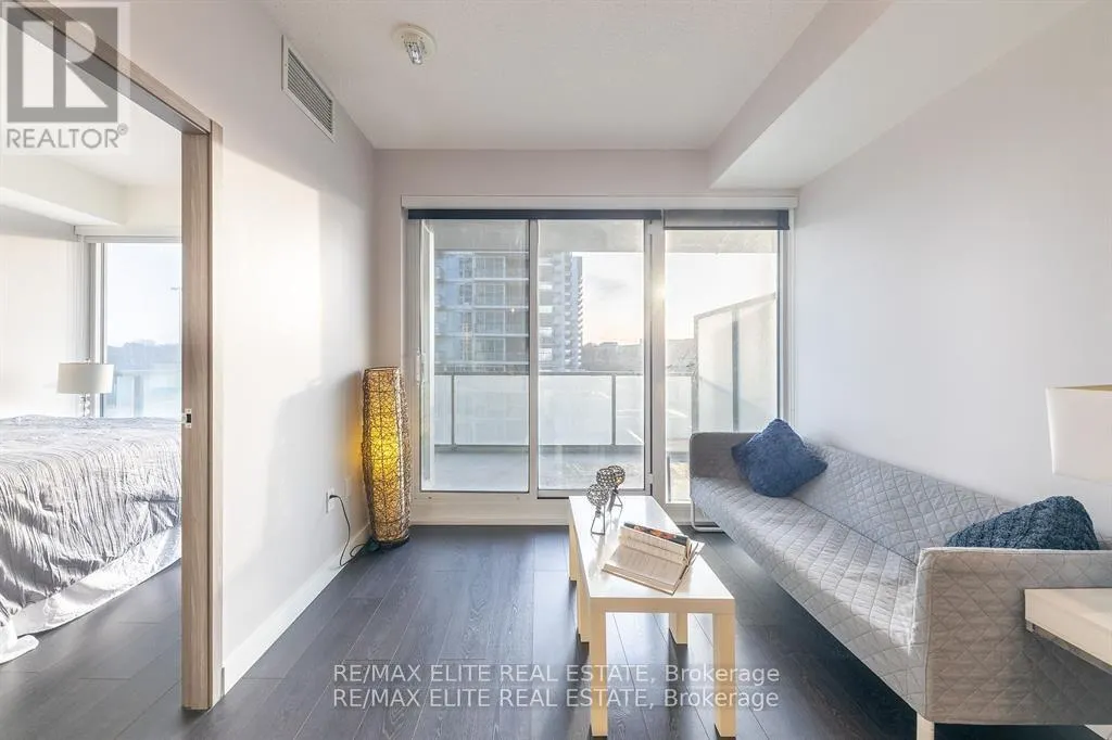 907 - 95 MCMAHON DRIVE