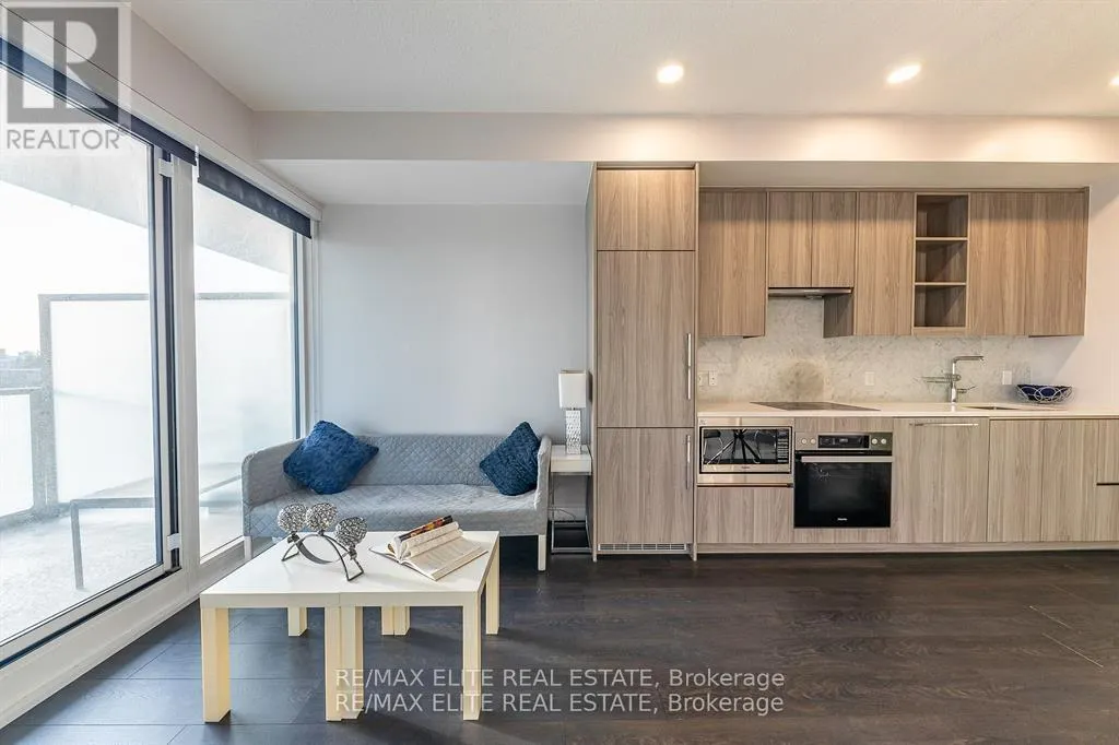 907 - 95 MCMAHON DRIVE